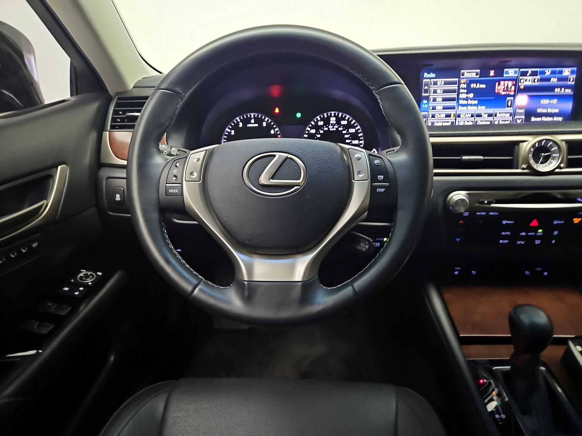 Thumbnail: 2015 Lexus GS - 10