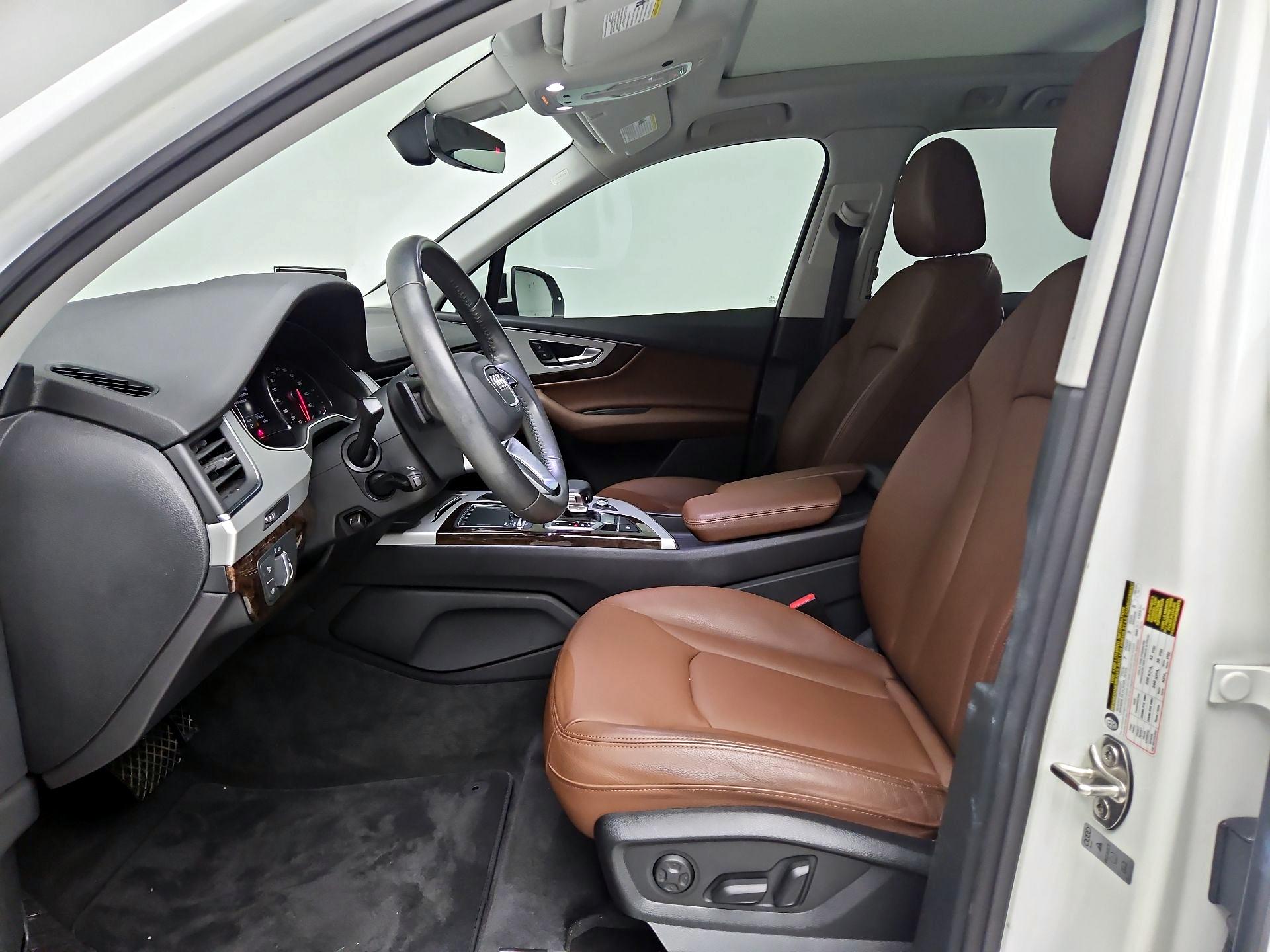 Thumbnail: 2019 Audi Q7 - 11