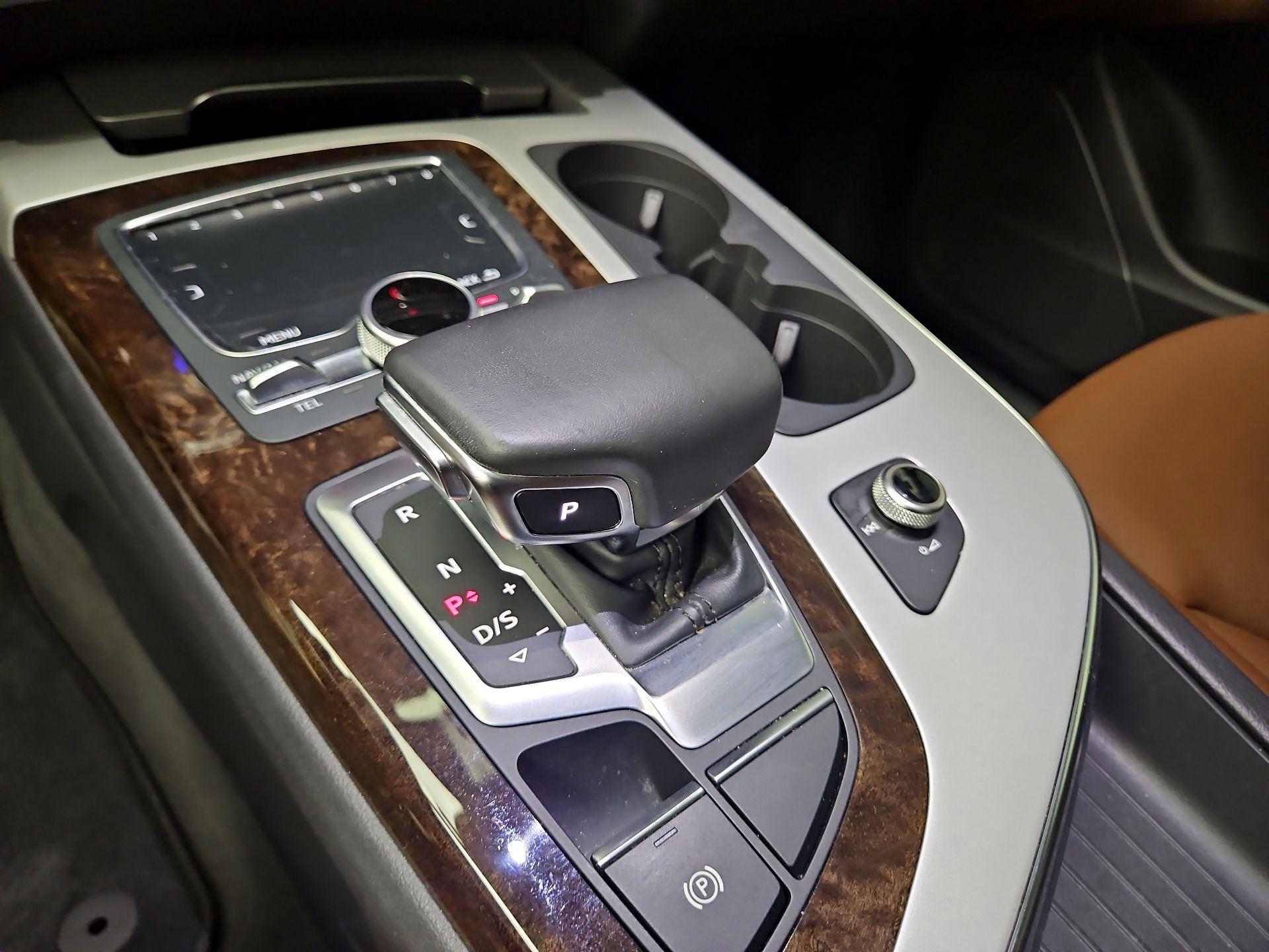 Thumbnail: 2019 Audi Q7 - 18
