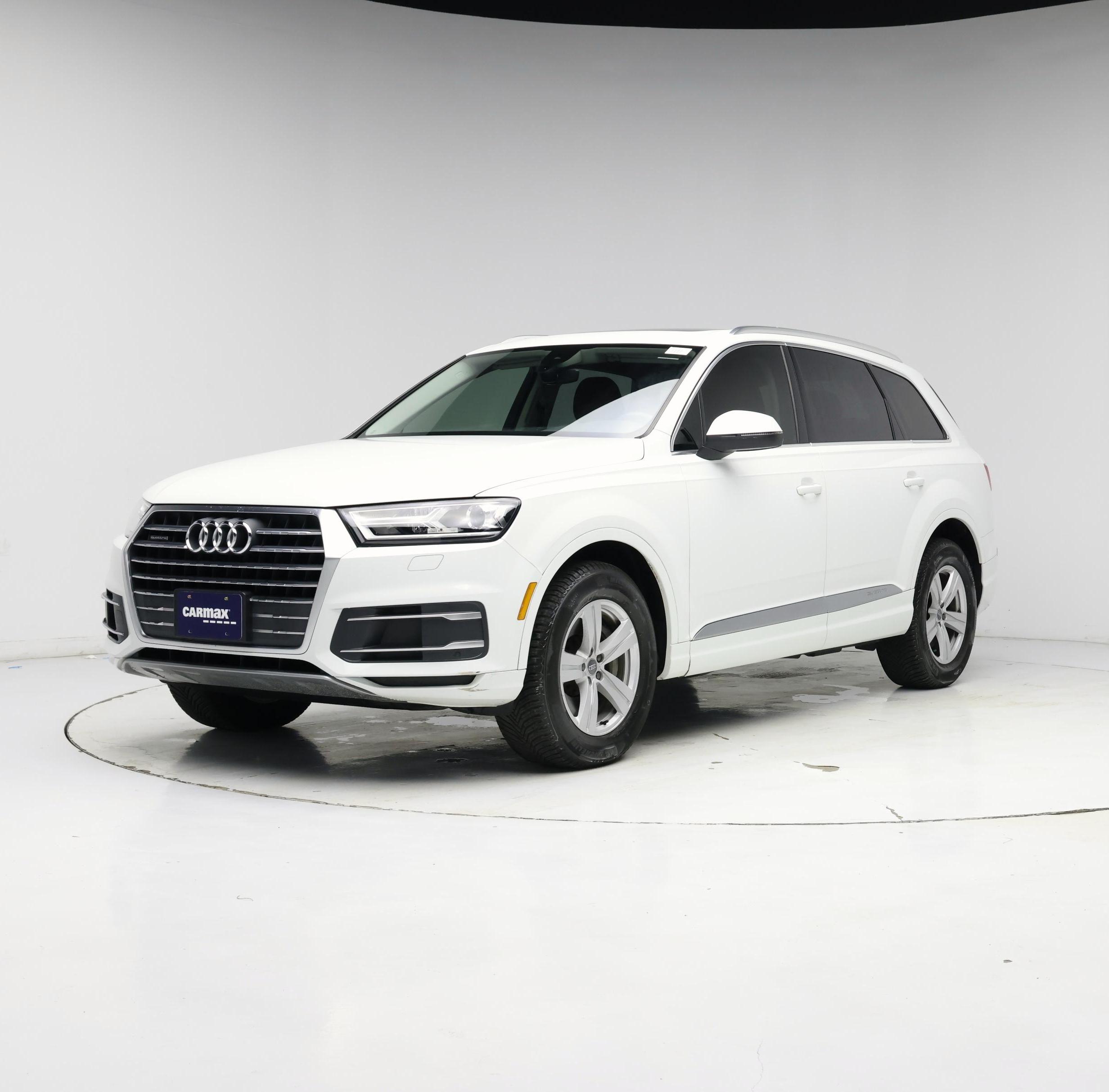Thumbnail: 2019 Audi Q7 - 4