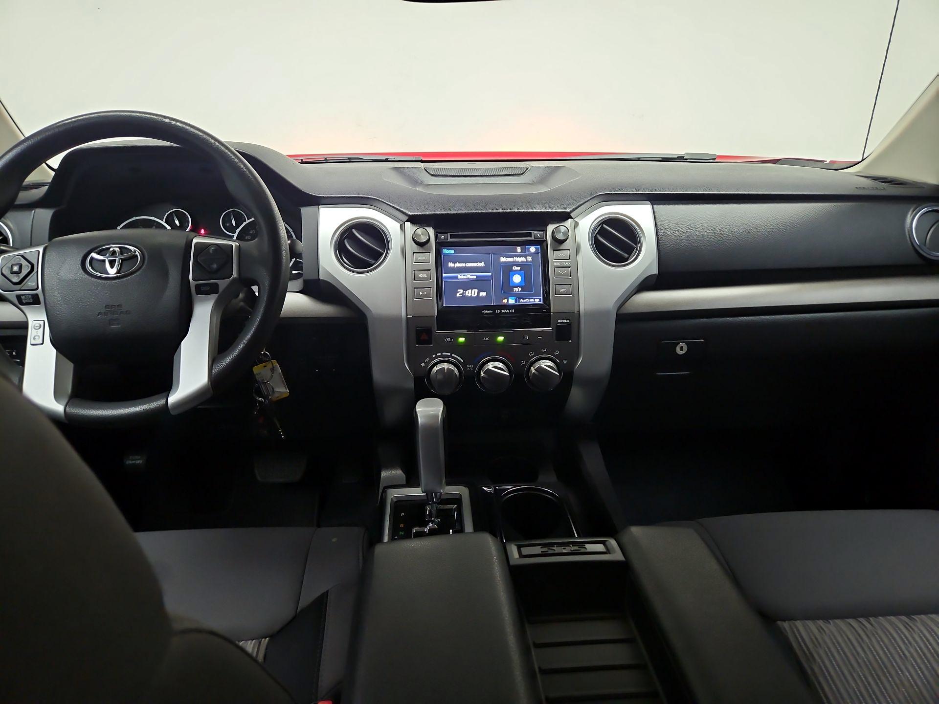 Thumbnail: 2016 Toyota Tundra - 9