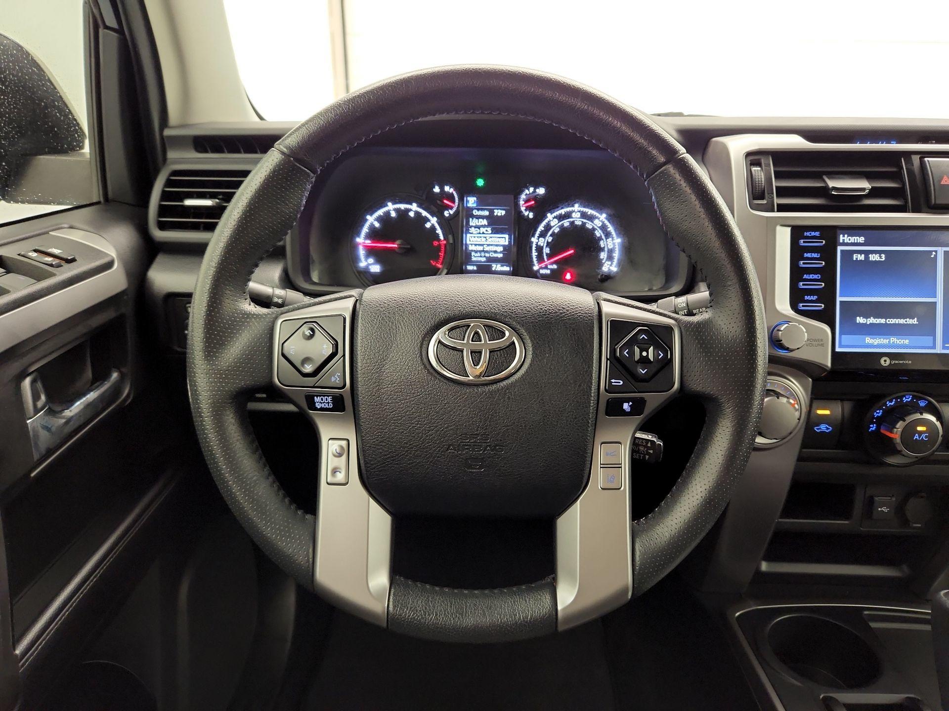 Thumbnail: 2022 Toyota 4Runner - 10