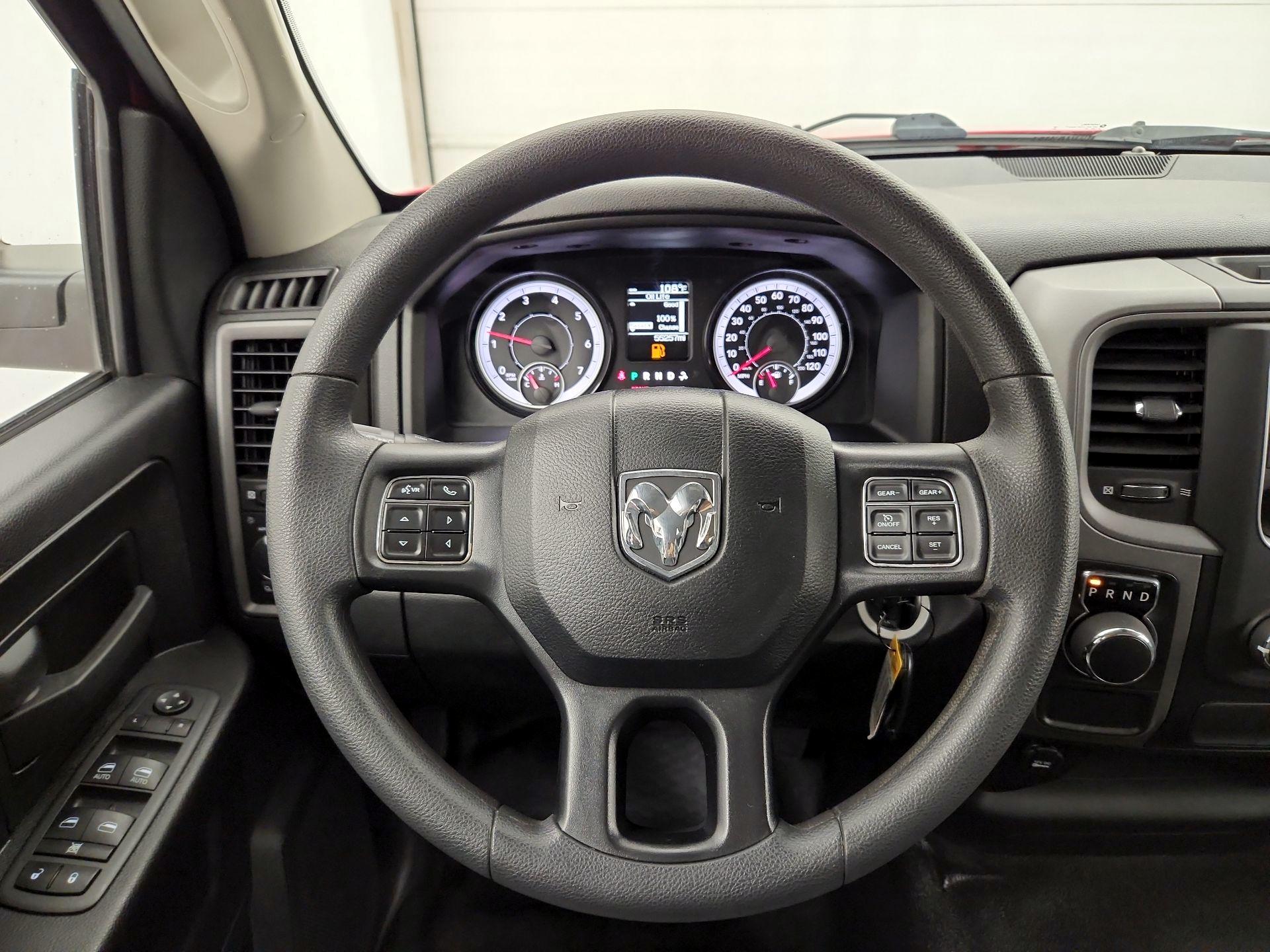 Thumbnail: 2022 RAM 1500 Classic - 10