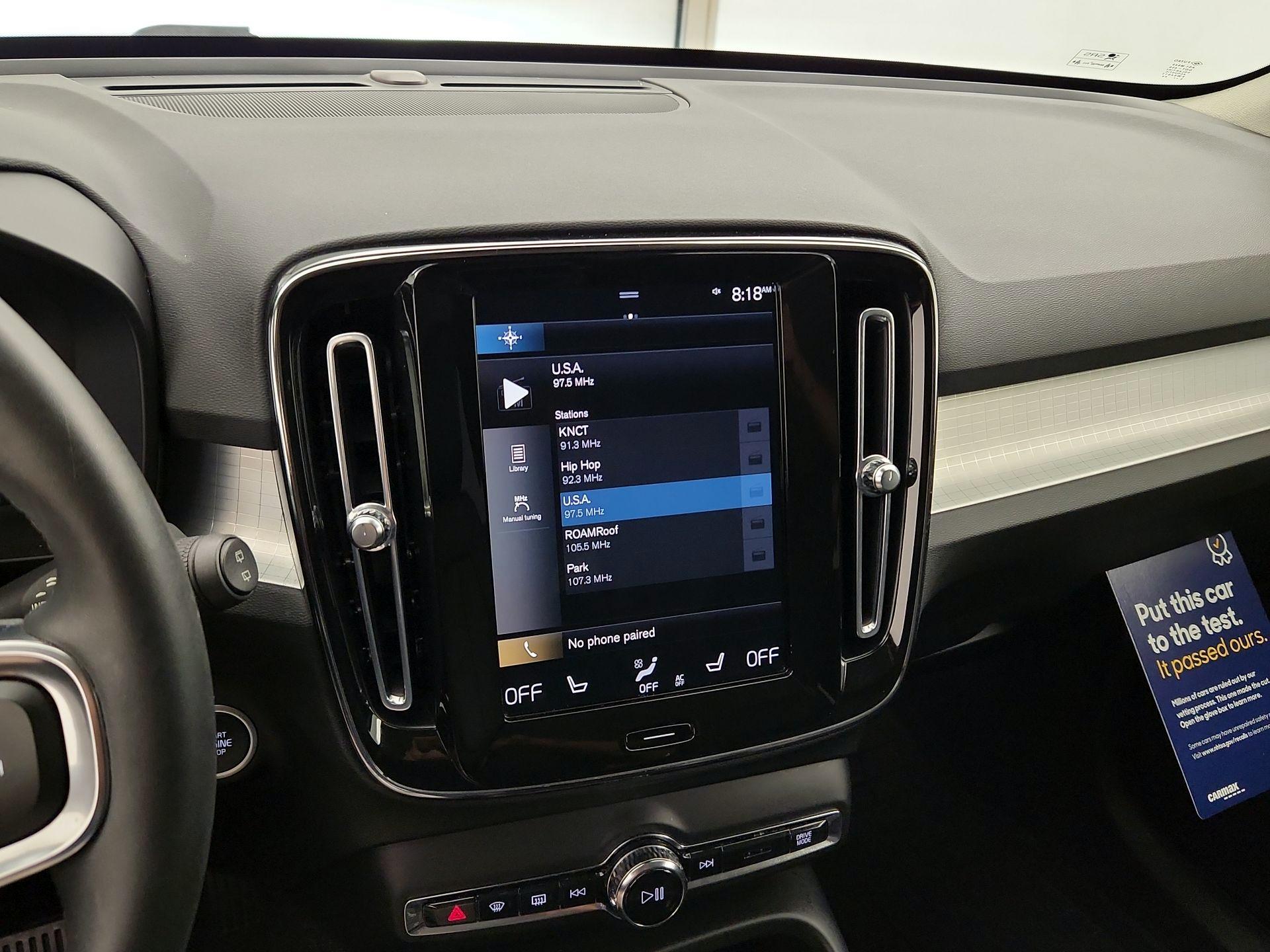 Thumbnail: 2022 Volvo XC40 - 15