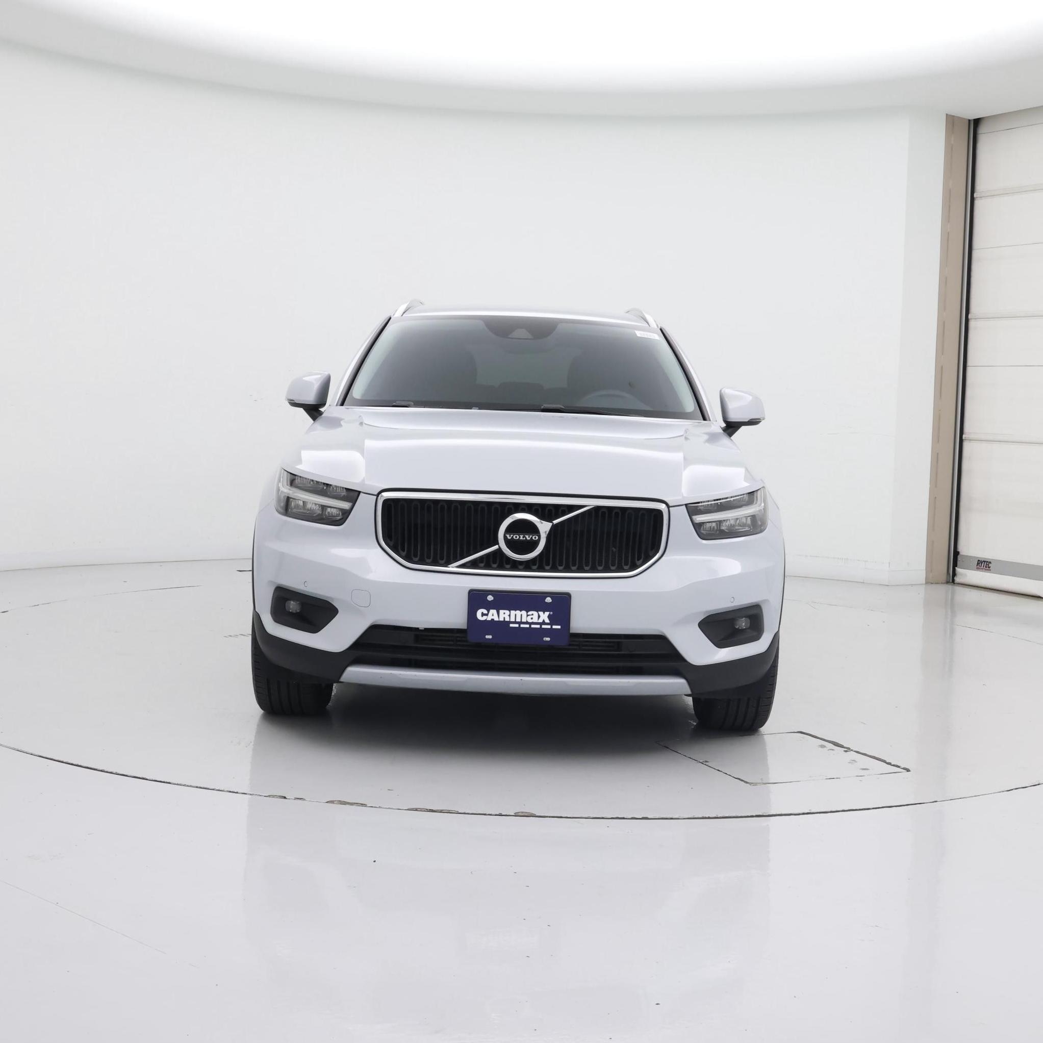 Thumbnail: 2022 Volvo XC40 - 5