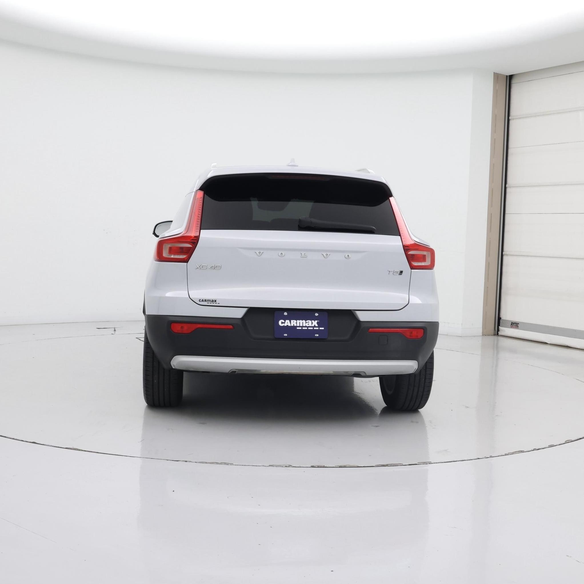 Thumbnail: 2022 Volvo XC40 - 6