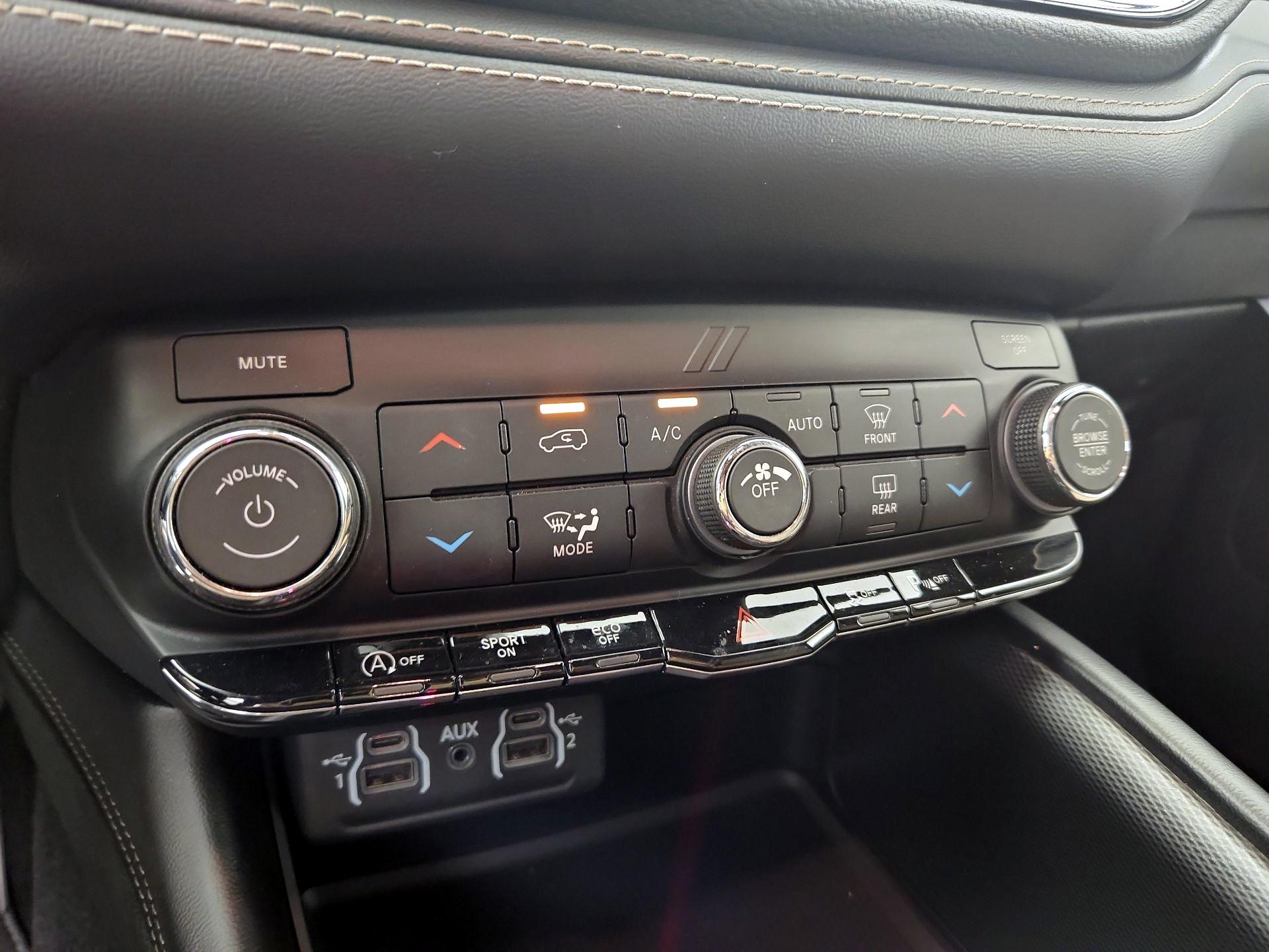 Thumbnail: 2021 Dodge Durango - 17