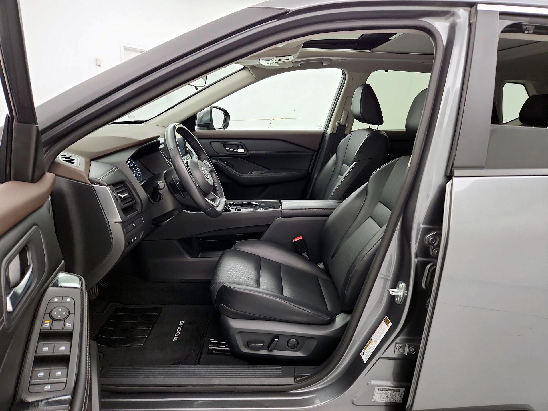 Thumbnail: 2023 Nissan Rogue - 11