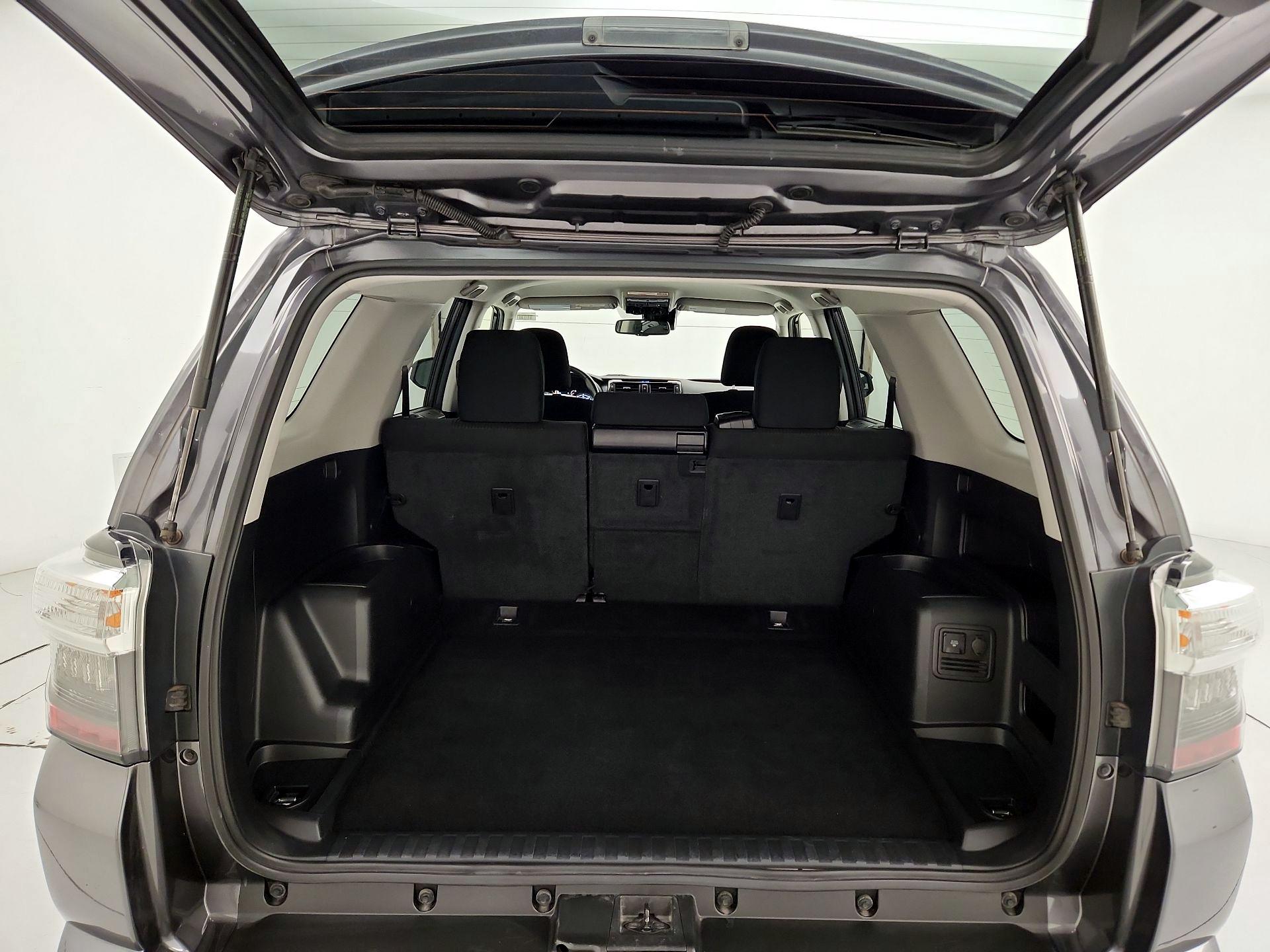 Thumbnail: 2023 Toyota 4Runner - 20