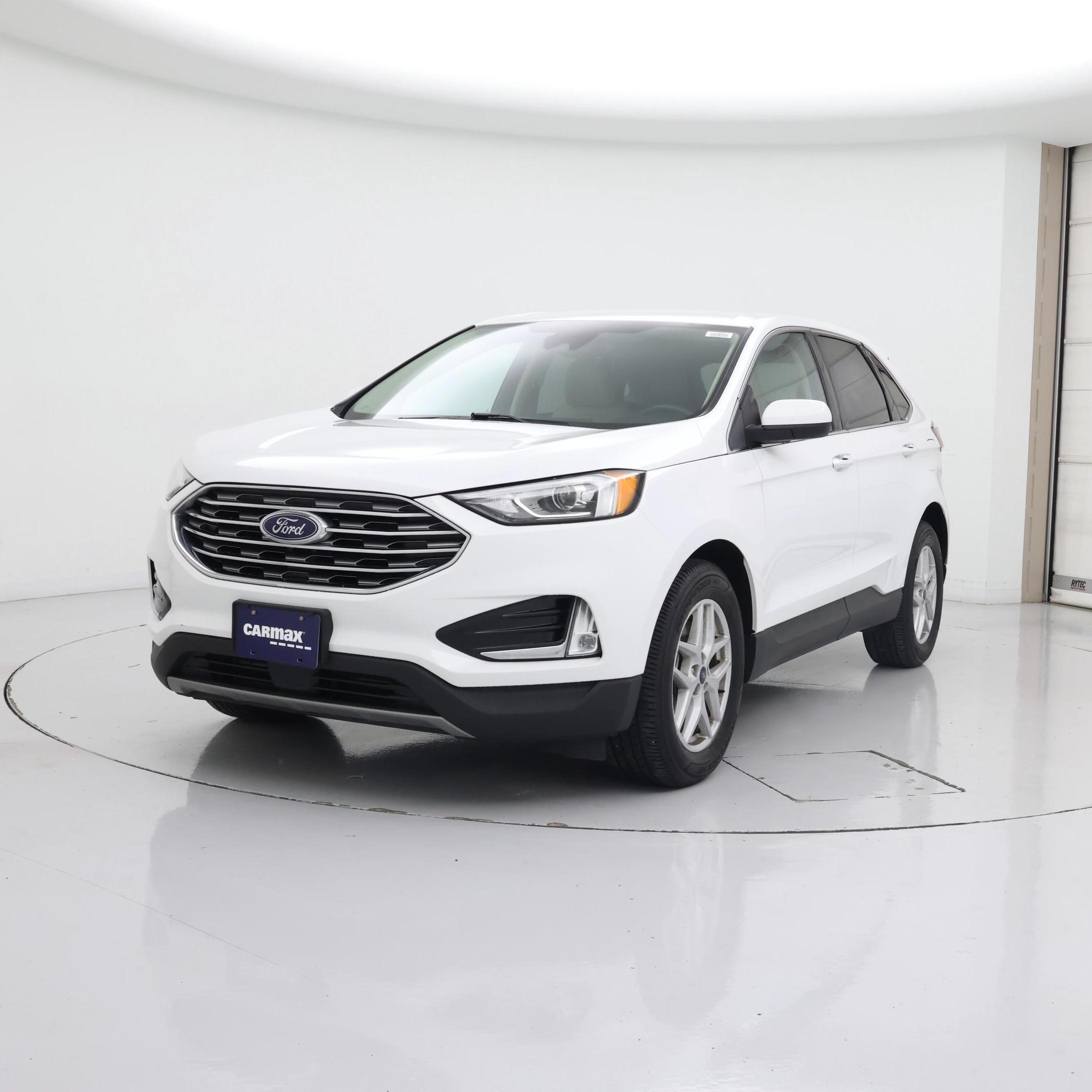Thumbnail: 2021 Ford Edge - 4