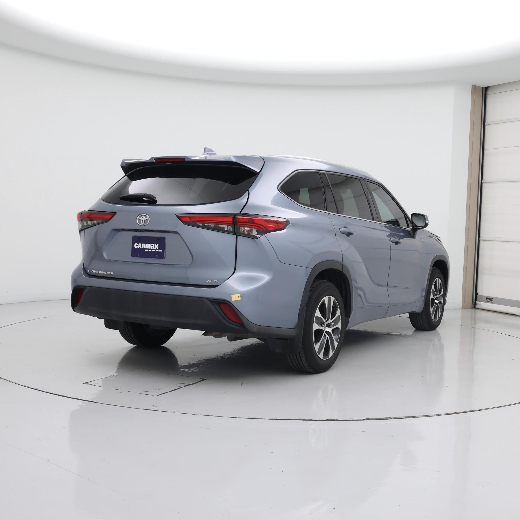 Thumbnail: 2022 Toyota Highlander - 8