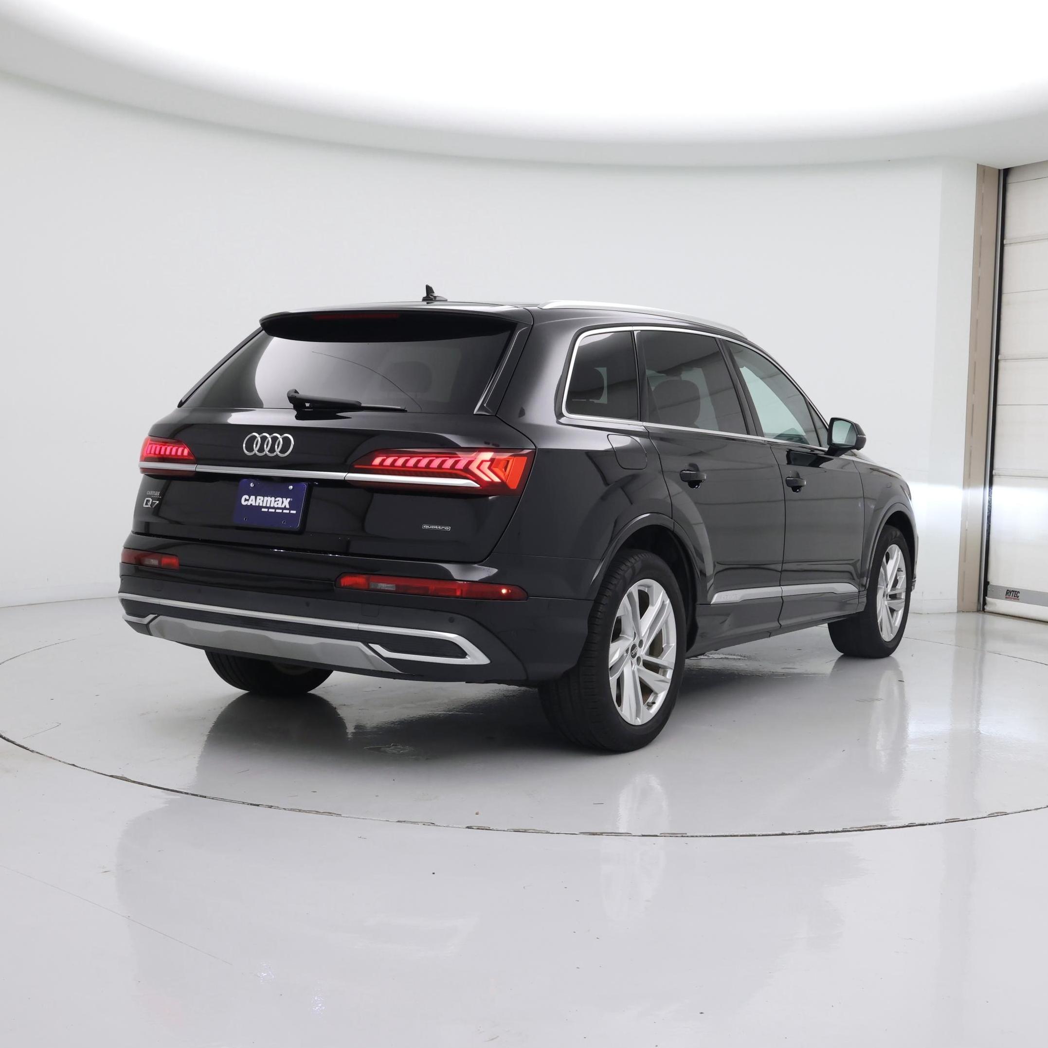 Thumbnail: 2023 Audi Q7 - 8