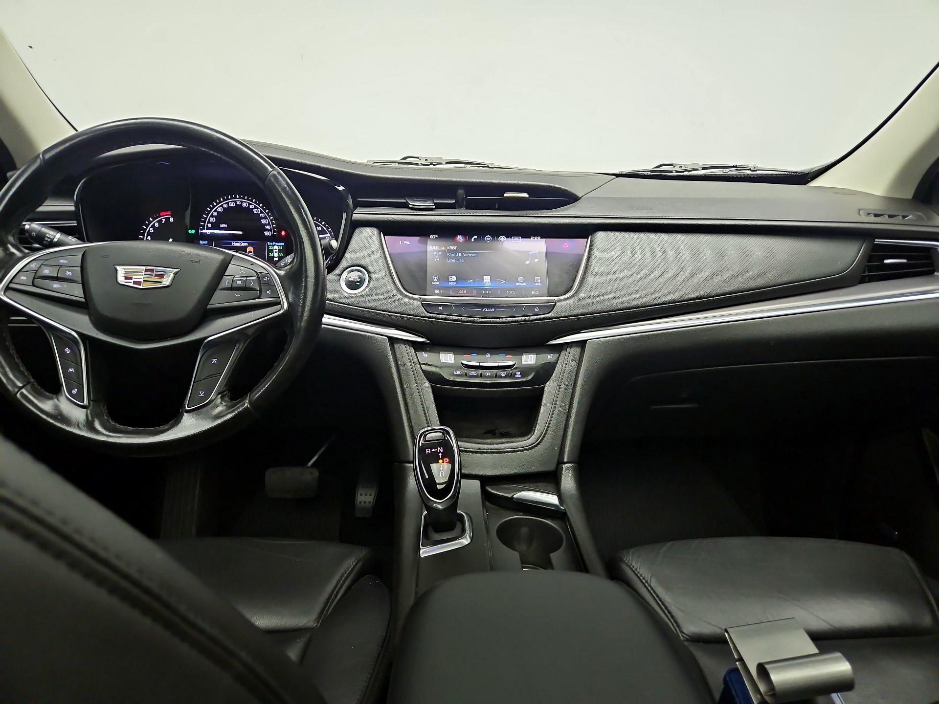 Thumbnail: 2018 Cadillac XT5 - 9