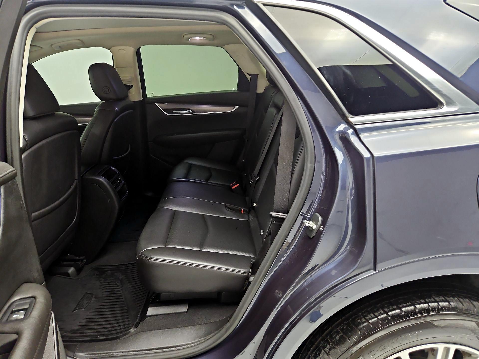 Thumbnail: 2018 Cadillac XT5 - 20