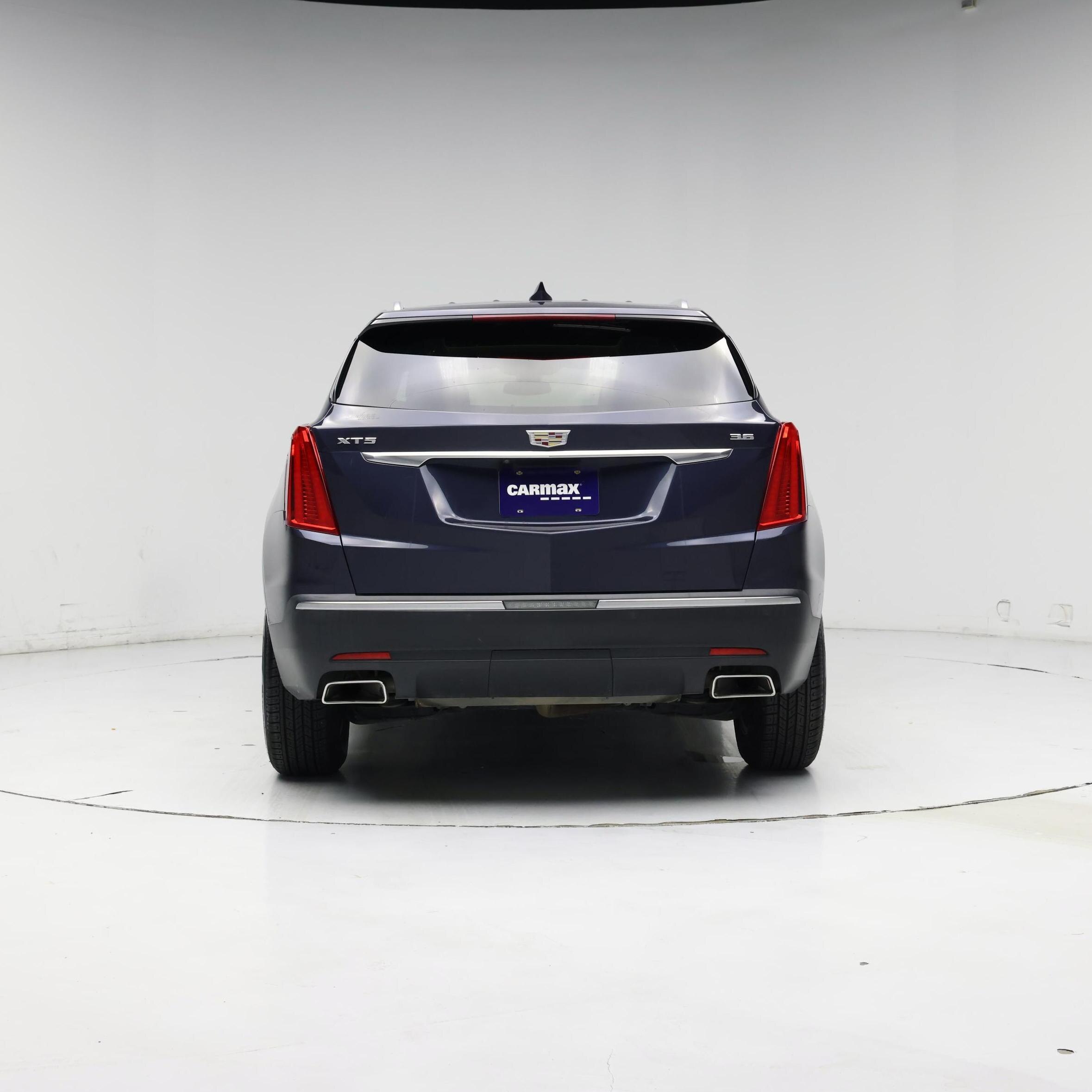 Thumbnail: 2018 Cadillac XT5 - 6