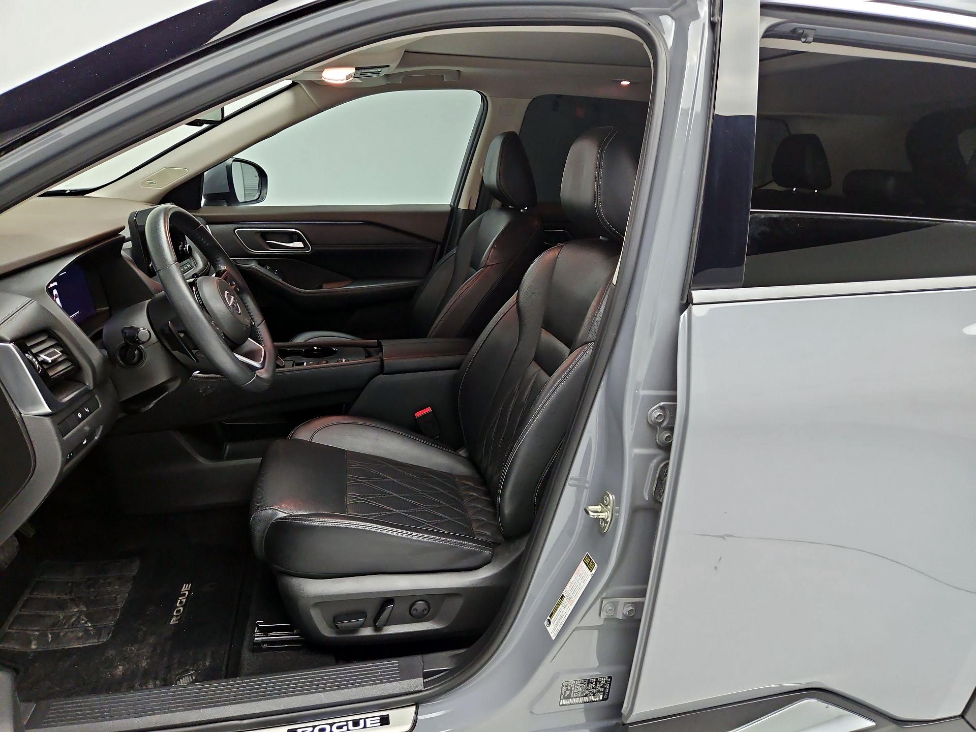 Thumbnail: 2021 Nissan Rogue - 11