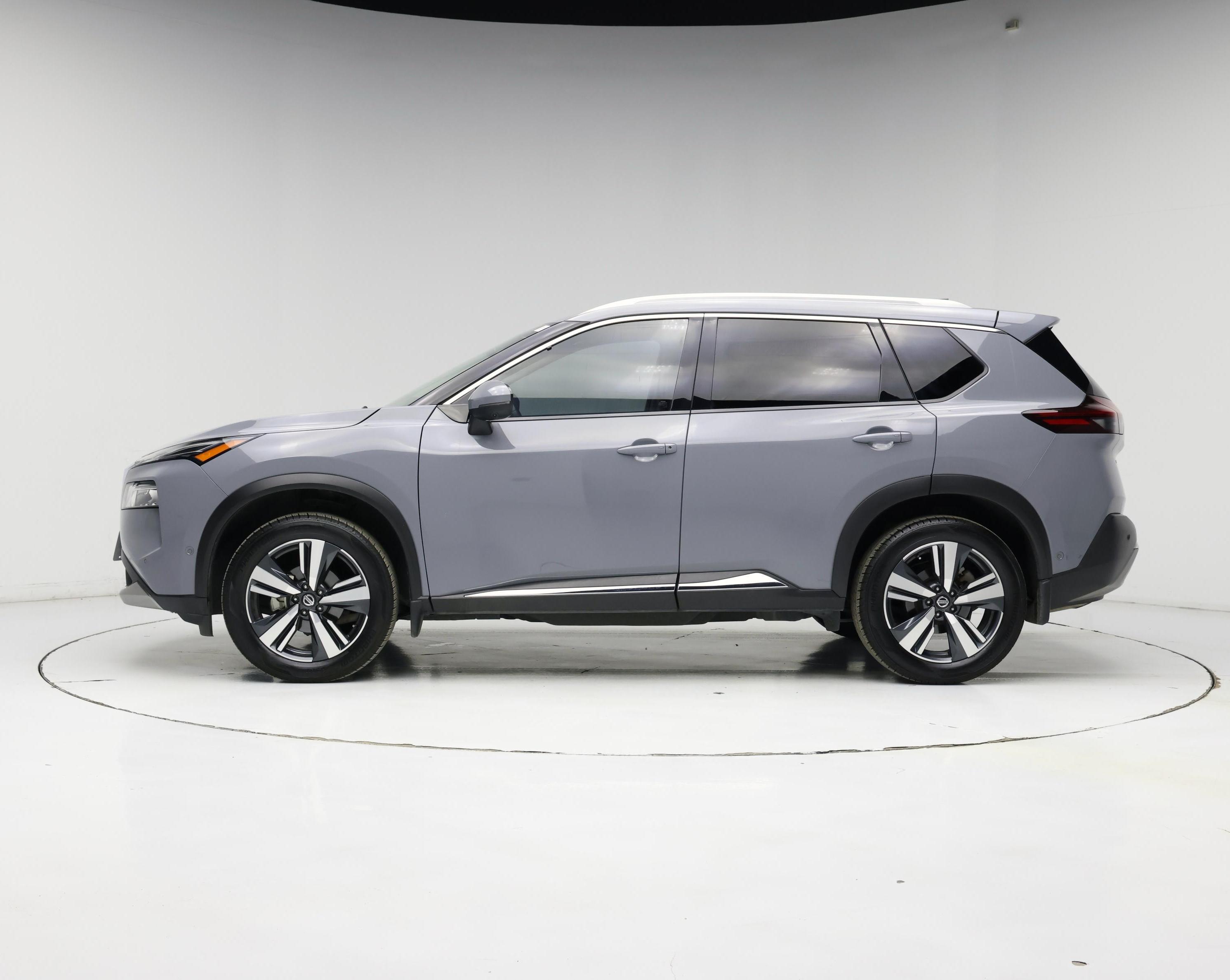 Thumbnail: 2021 Nissan Rogue - 3