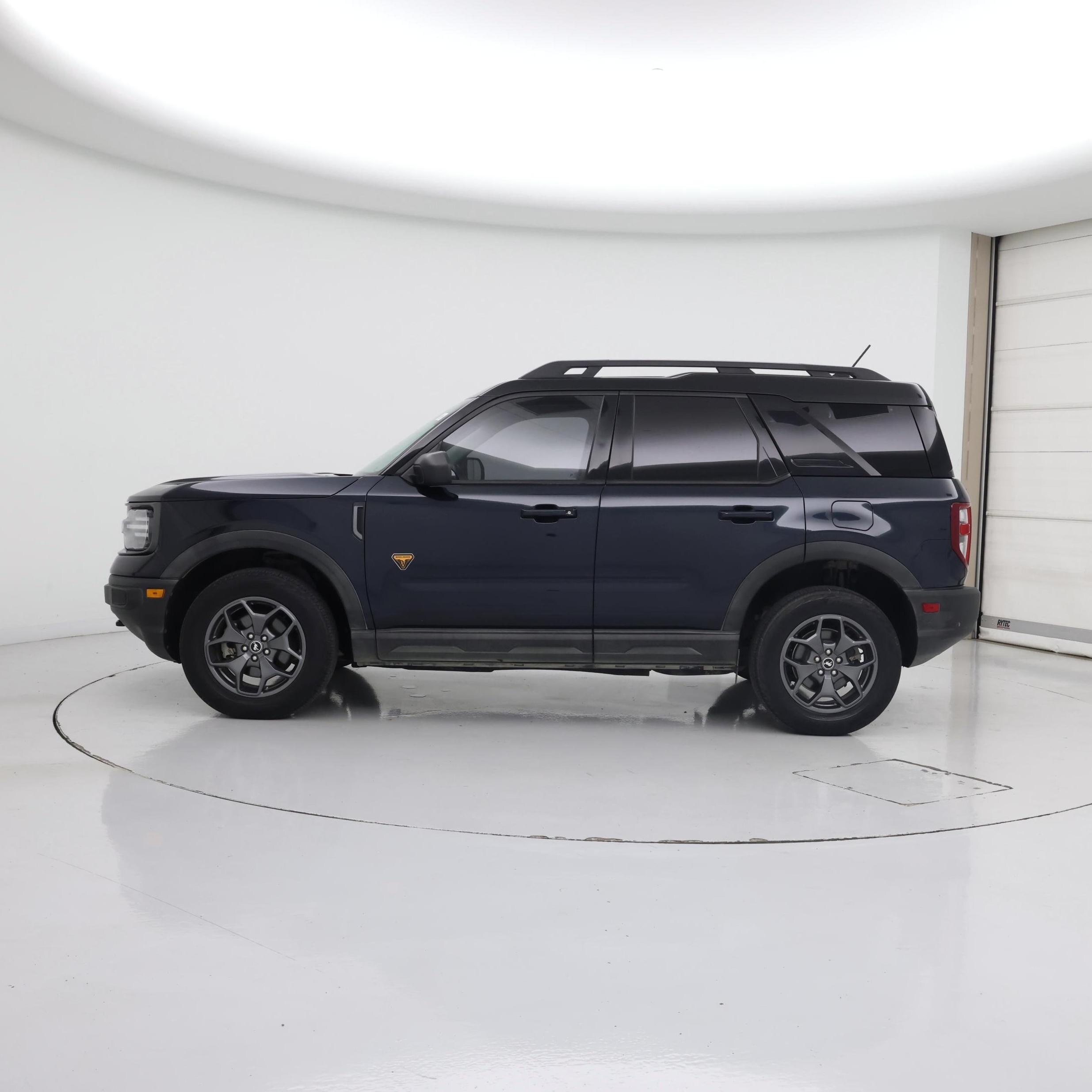 Thumbnail: 2022 Ford Bronco Sport - 3