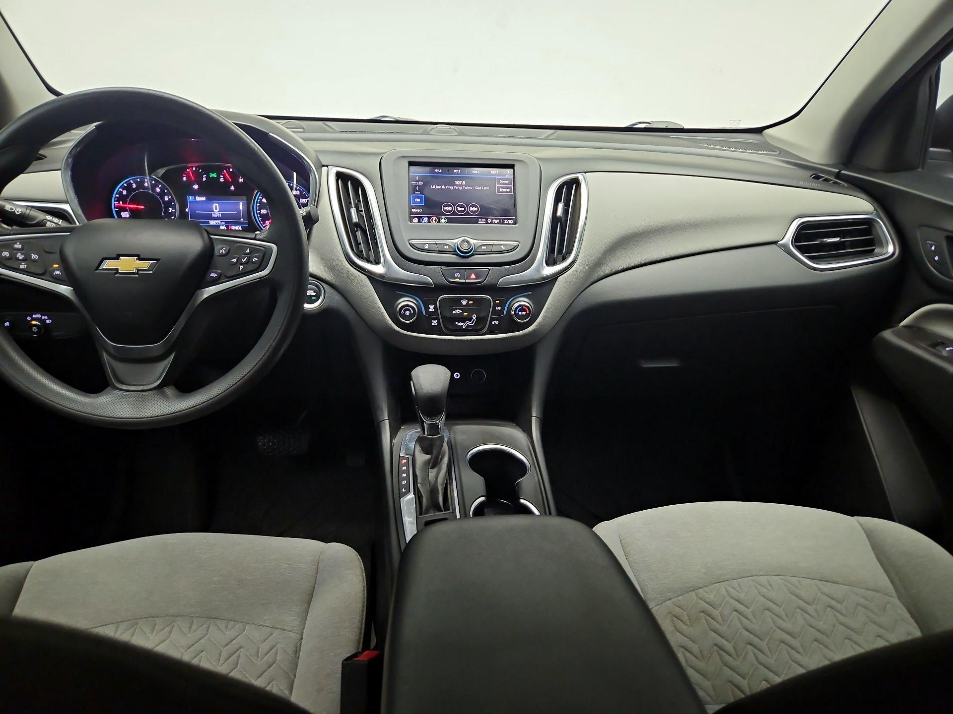 Thumbnail: 2022 Chevrolet Equinox - 9