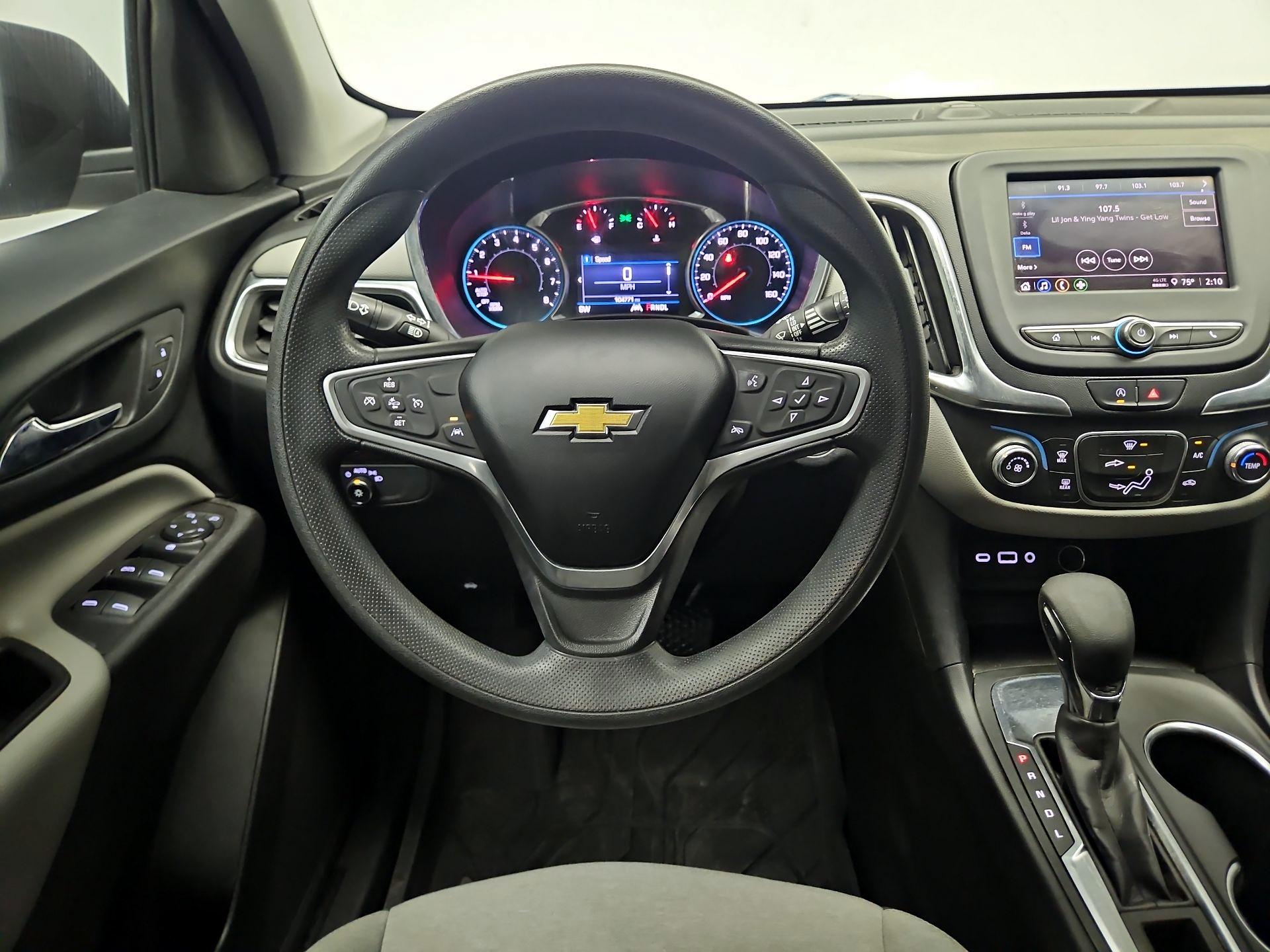 Thumbnail: 2022 Chevrolet Equinox - 10