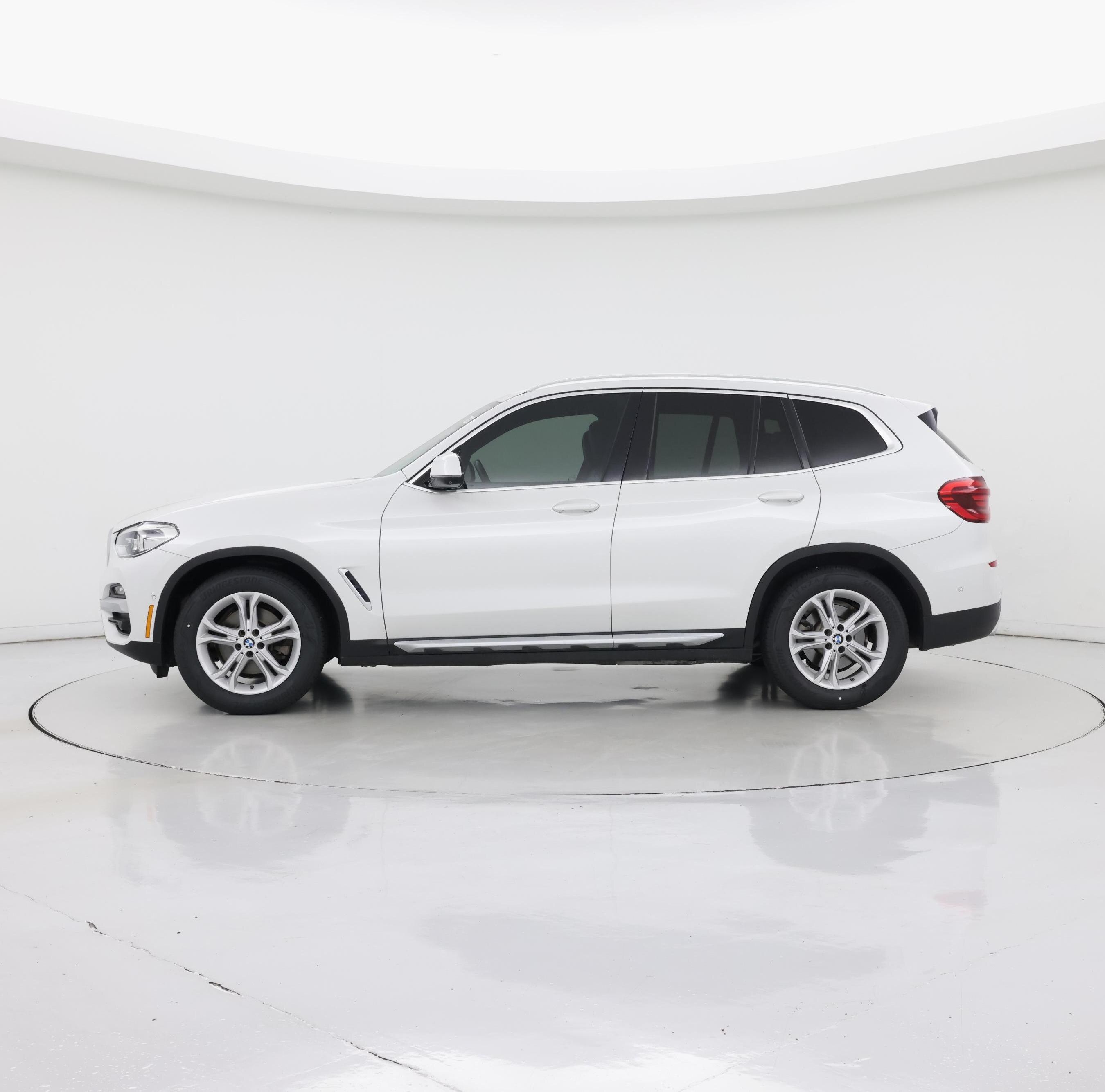 Thumbnail: 2021 BMW X3 - 3
