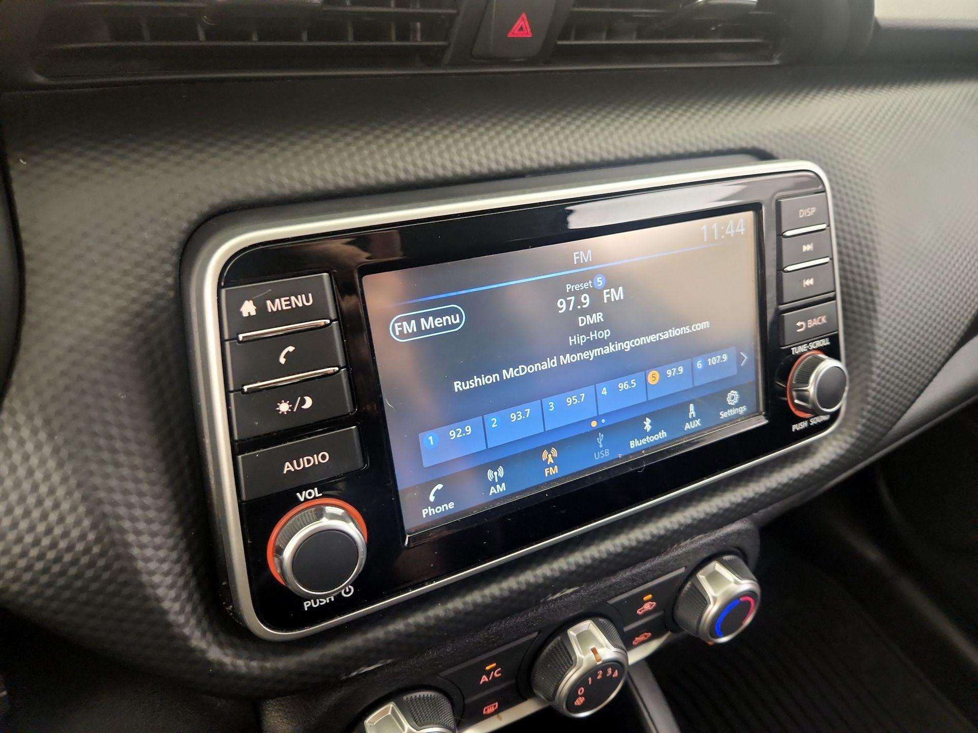 Thumbnail: 2023 Nissan Kicks - 15