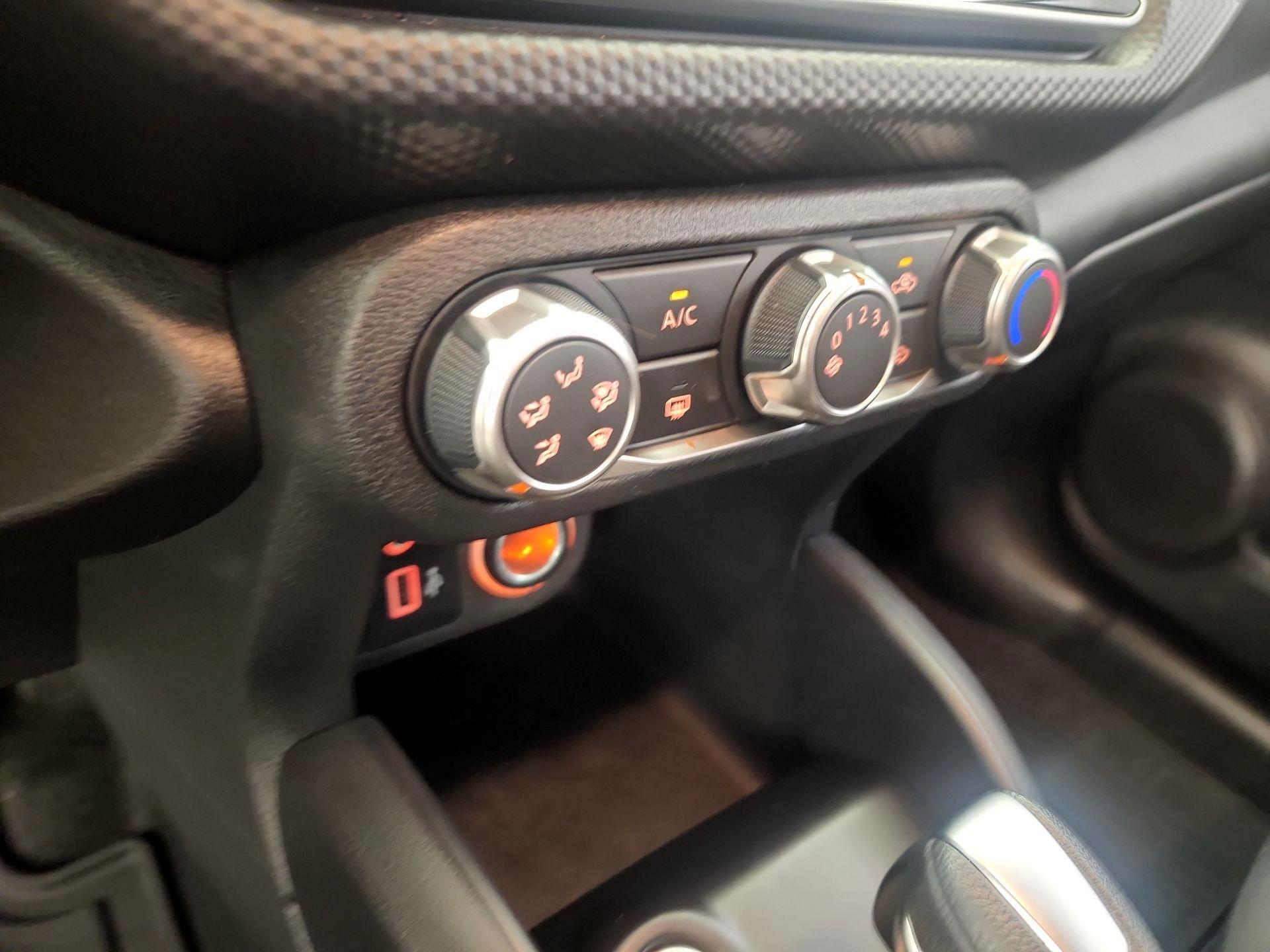 Thumbnail: 2023 Nissan Kicks - 16