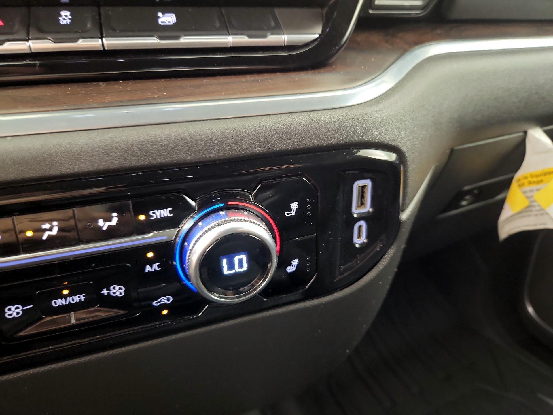 Thumbnail: 2022 GMC Sierra 1500 - 18