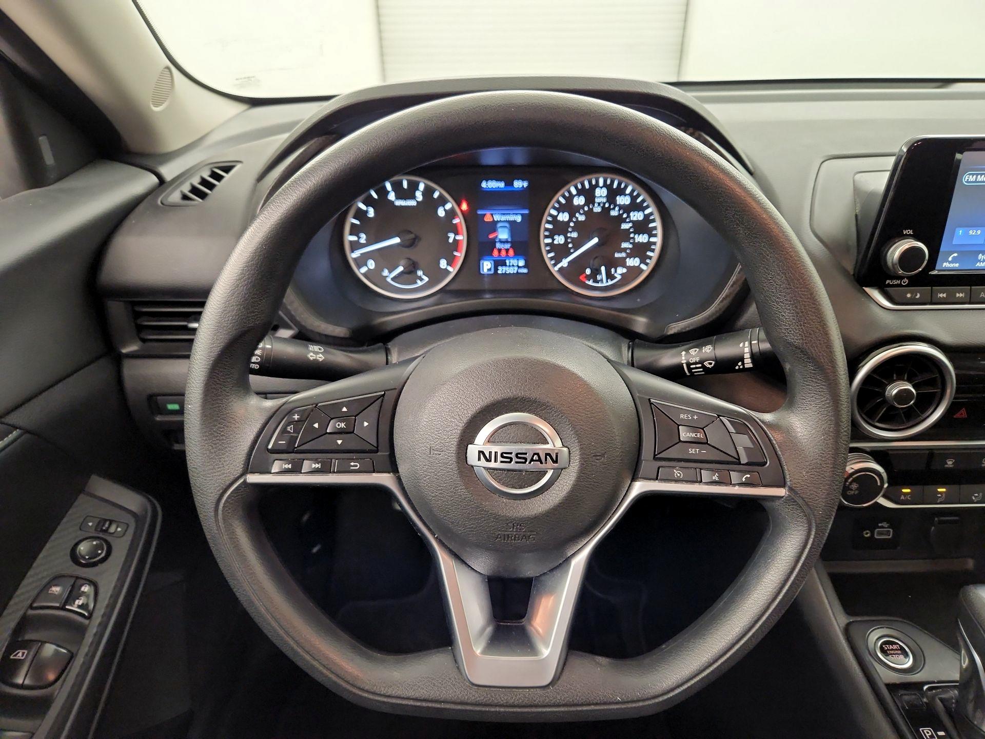 Thumbnail: 2021 Nissan Sentra - 10