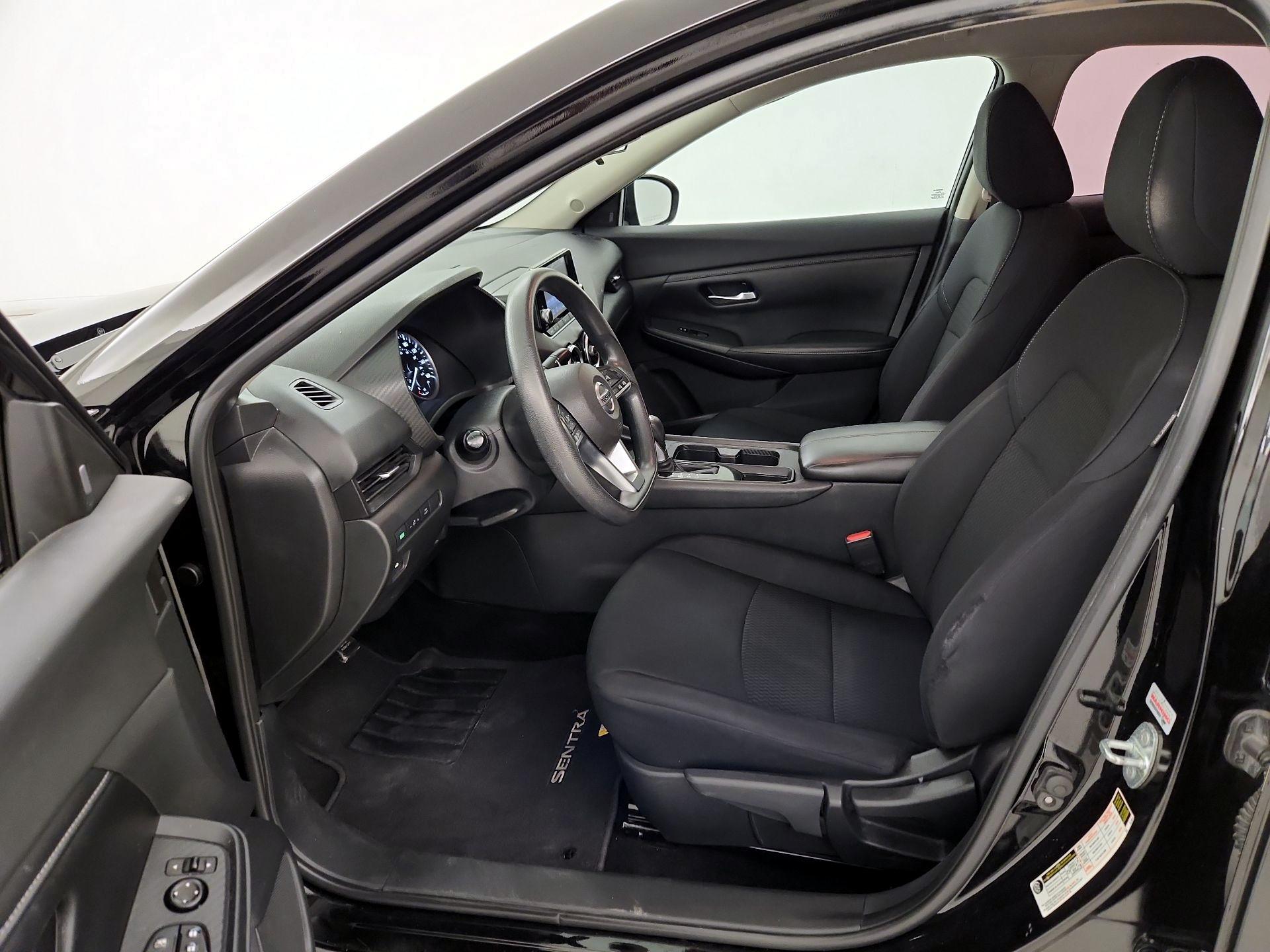 Thumbnail: 2021 Nissan Sentra - 11