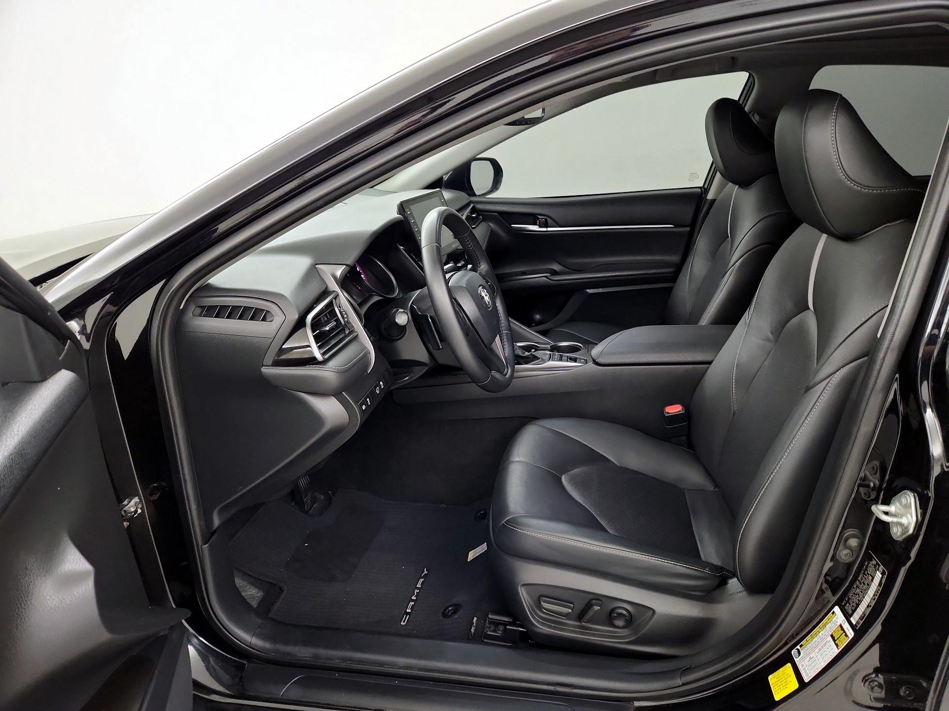 Thumbnail: 2021 Toyota Camry - 11