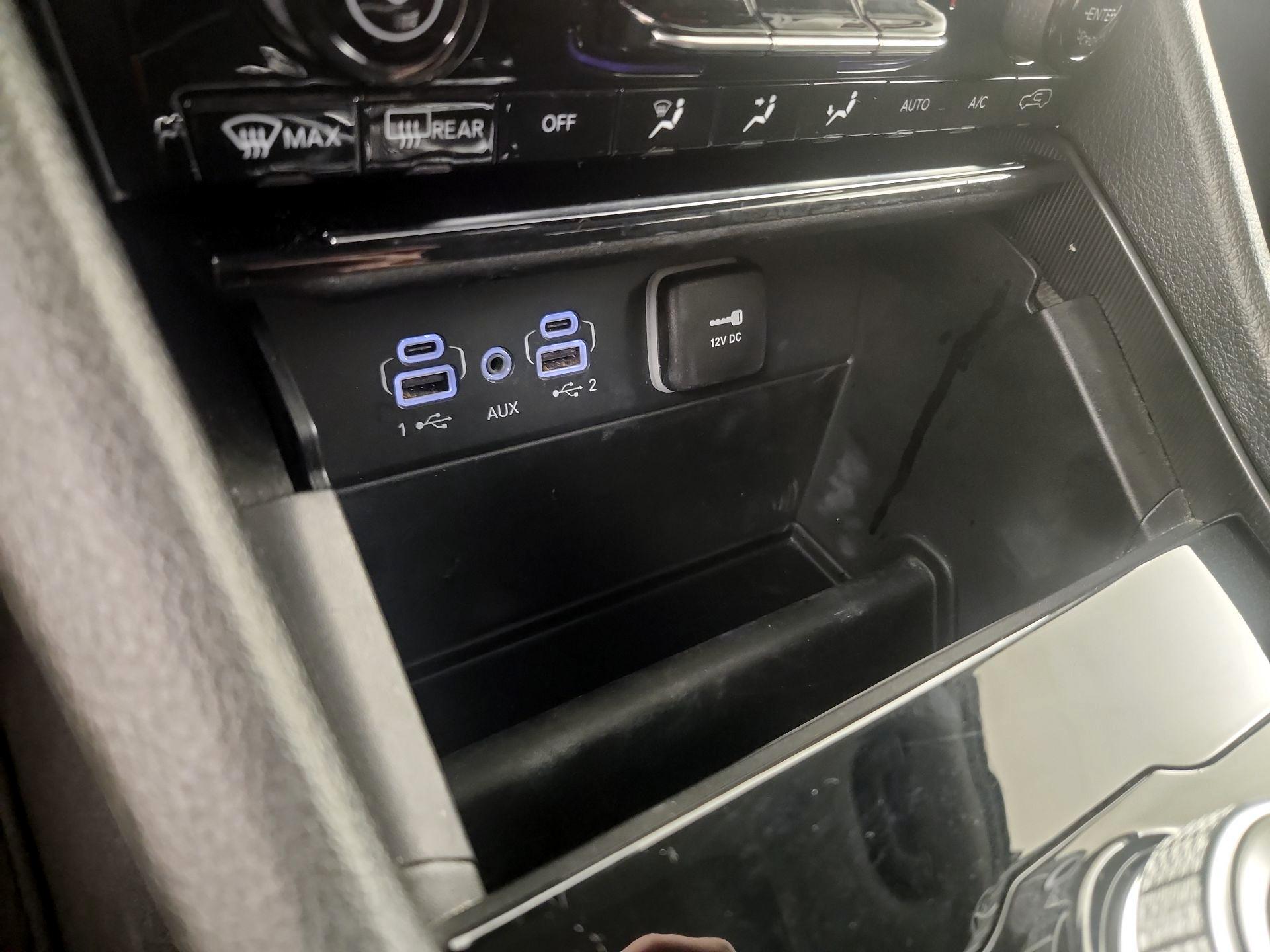 Thumbnail: 2023 Jeep Grand Cherokee - 18