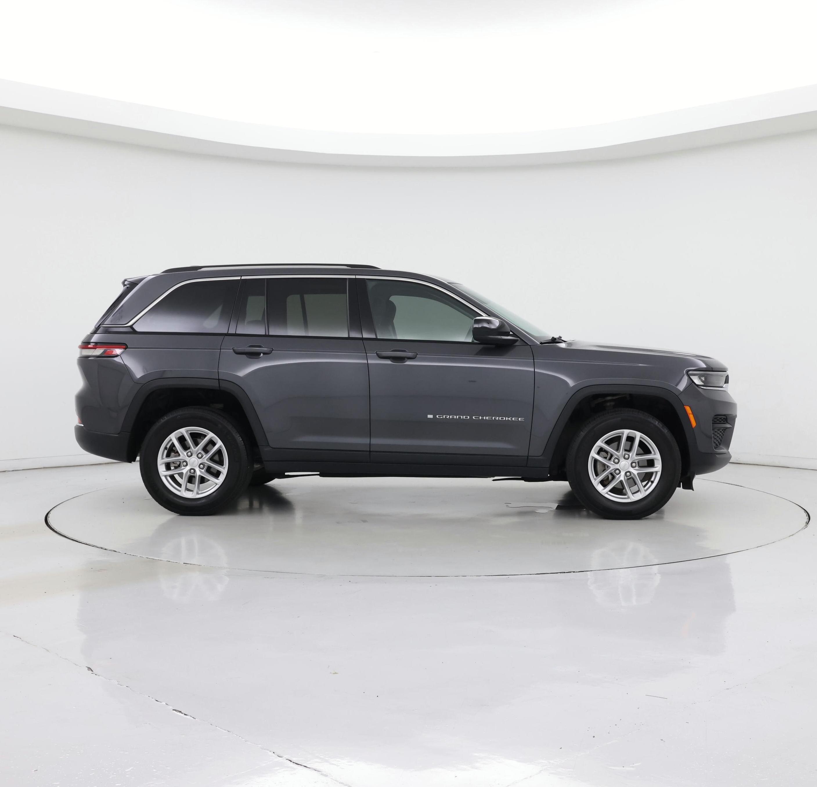 Thumbnail: 2023 Jeep Grand Cherokee - 7