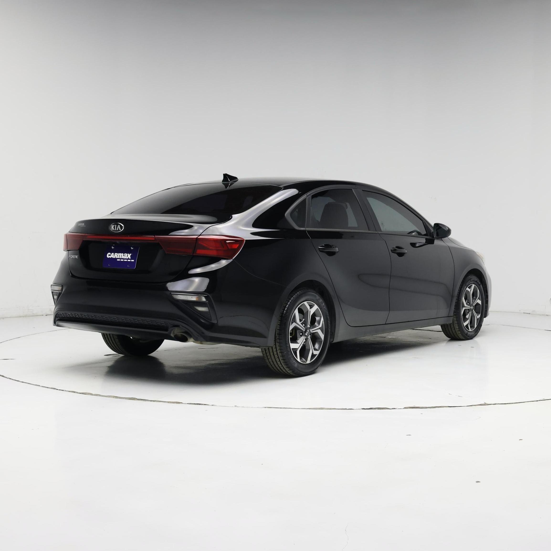 Thumbnail: 2021 Kia Forte - 8