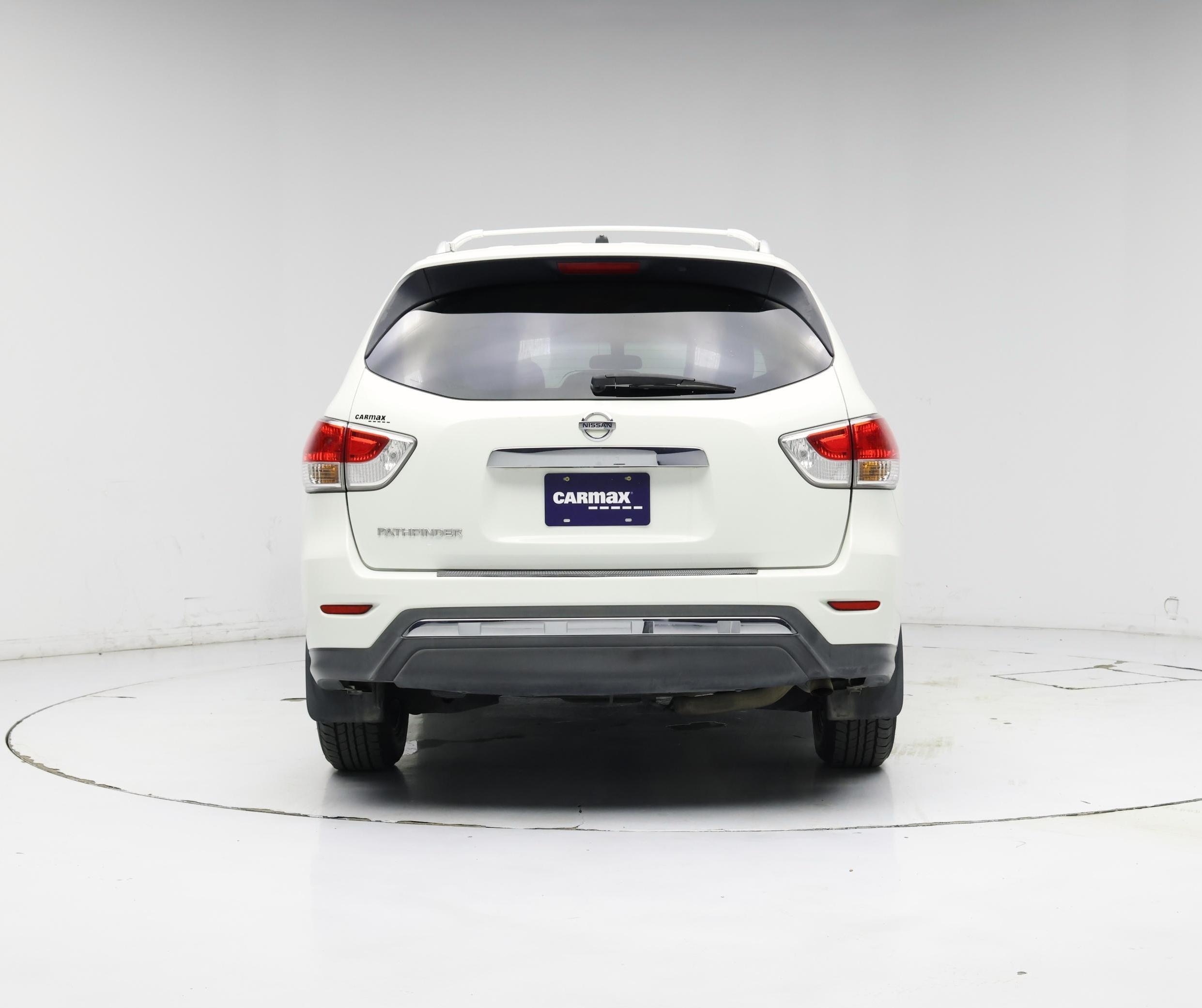 Thumbnail: 2015 Nissan Pathfinder - 6
