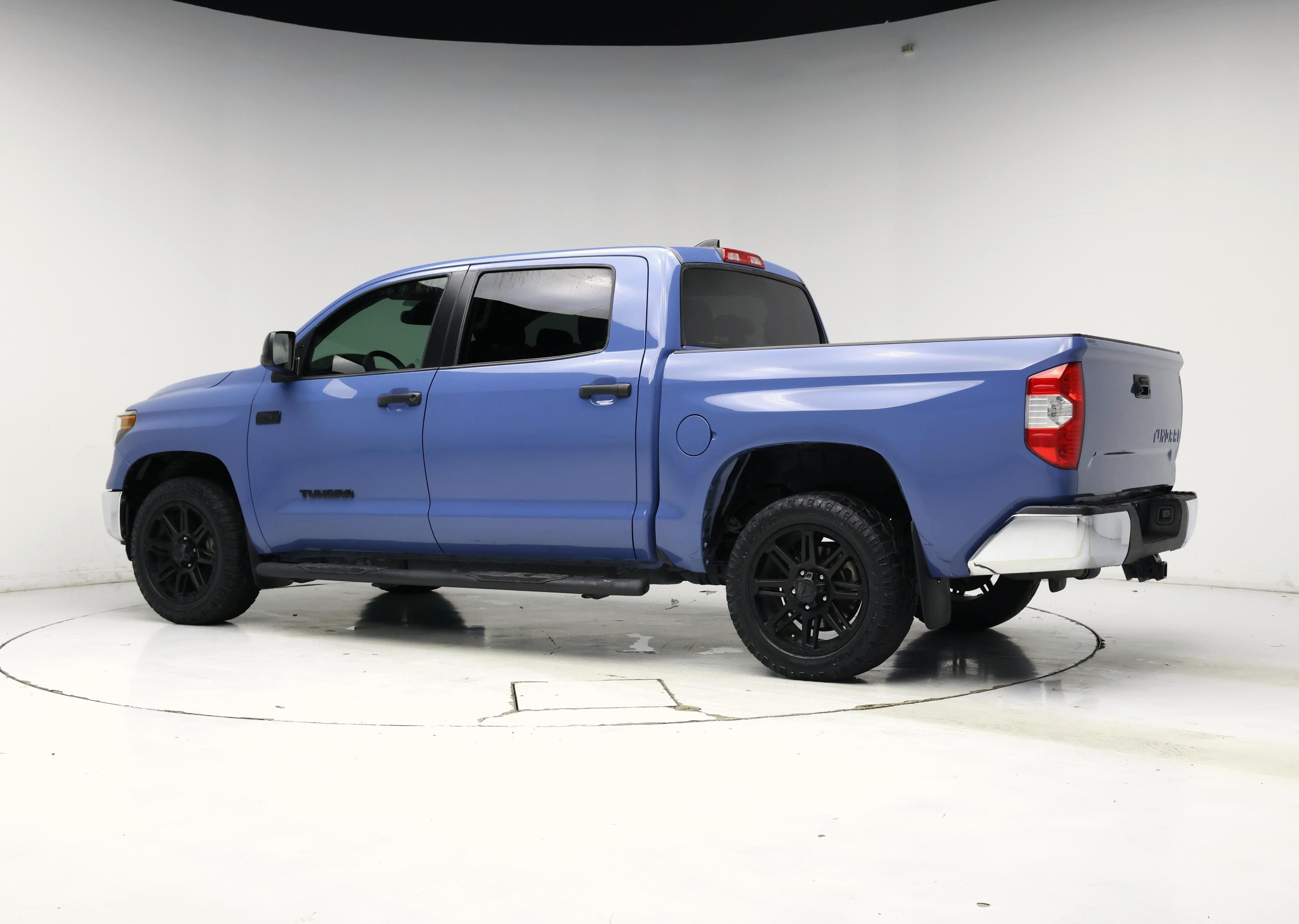 Thumbnail: 2020 Toyota Tundra - 2