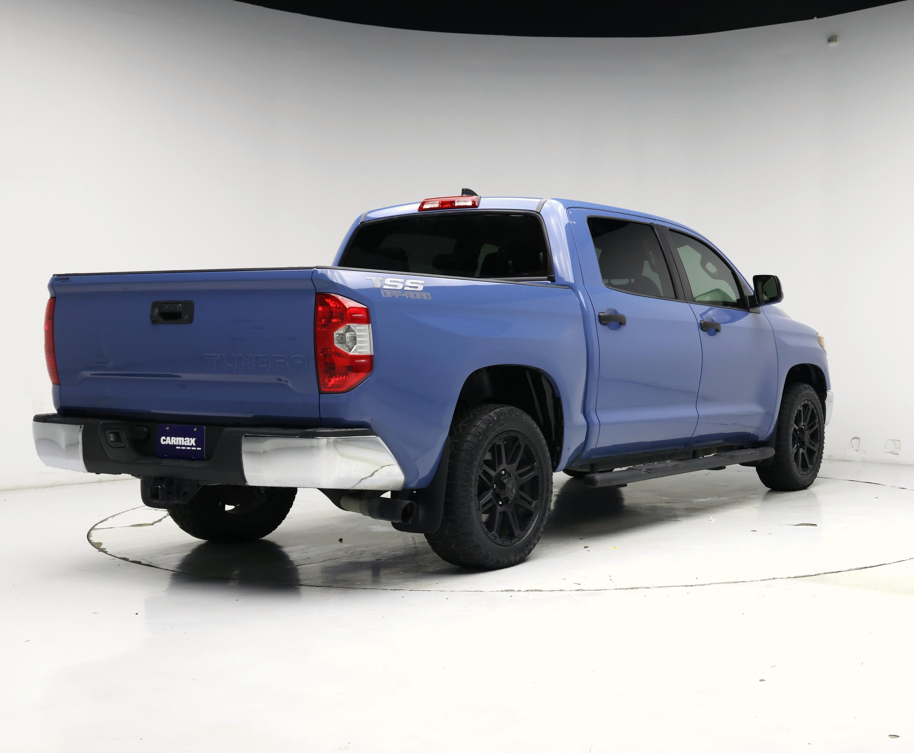 Thumbnail: 2020 Toyota Tundra - 8