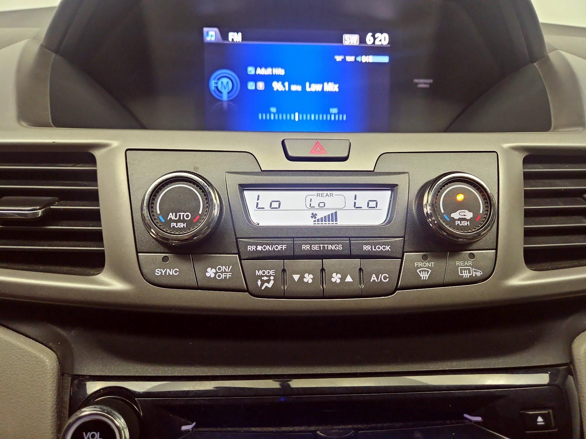 Thumbnail: 2016 Honda Odyssey - 16