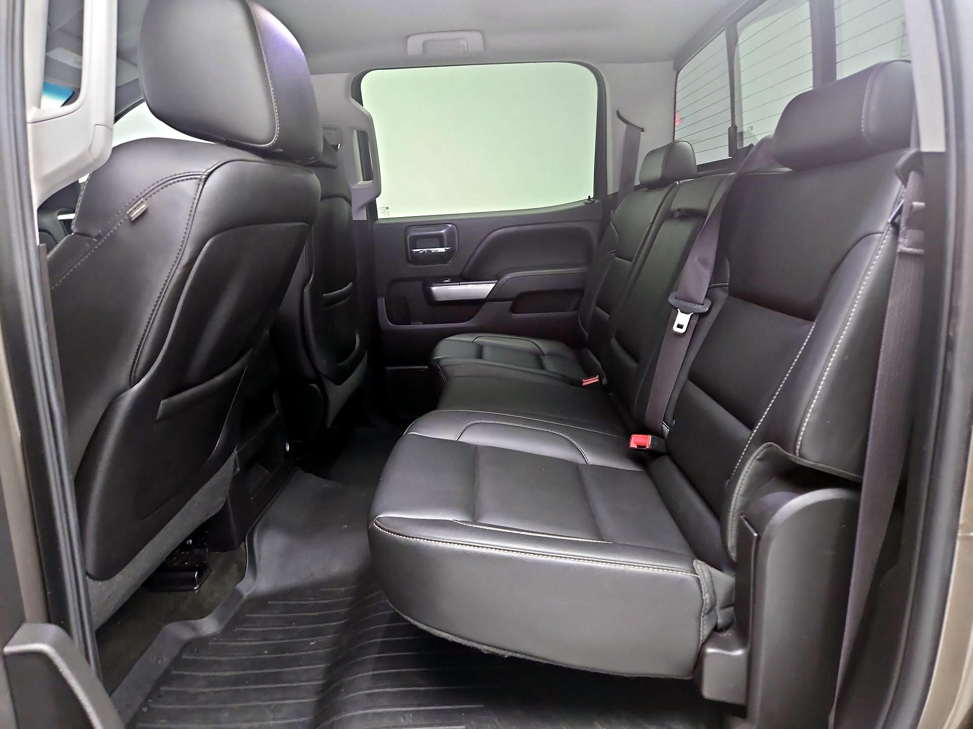 Thumbnail: 2015 Chevrolet Silverado 1500 - 19