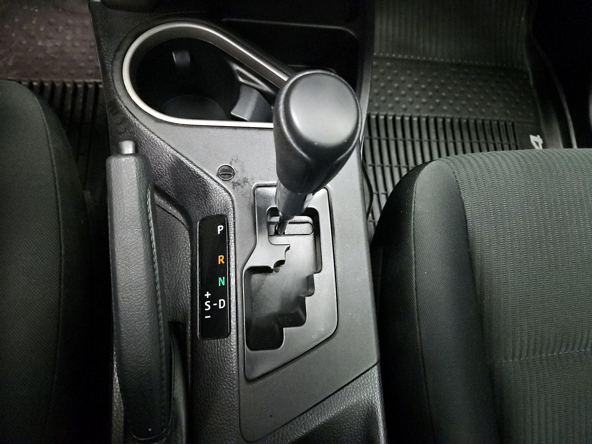 Thumbnail: 2016 Toyota RAV4 - 17
