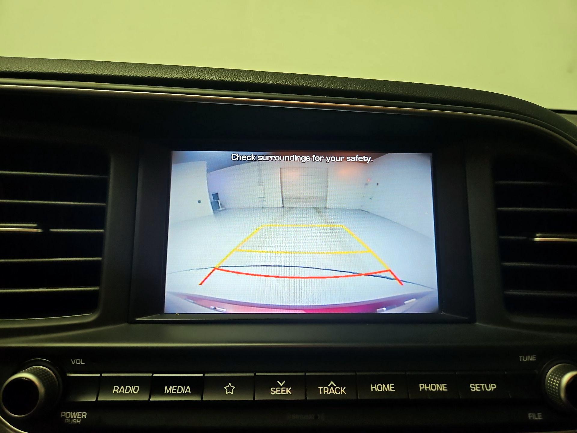 Thumbnail: 2019 Hyundai Elantra - 14