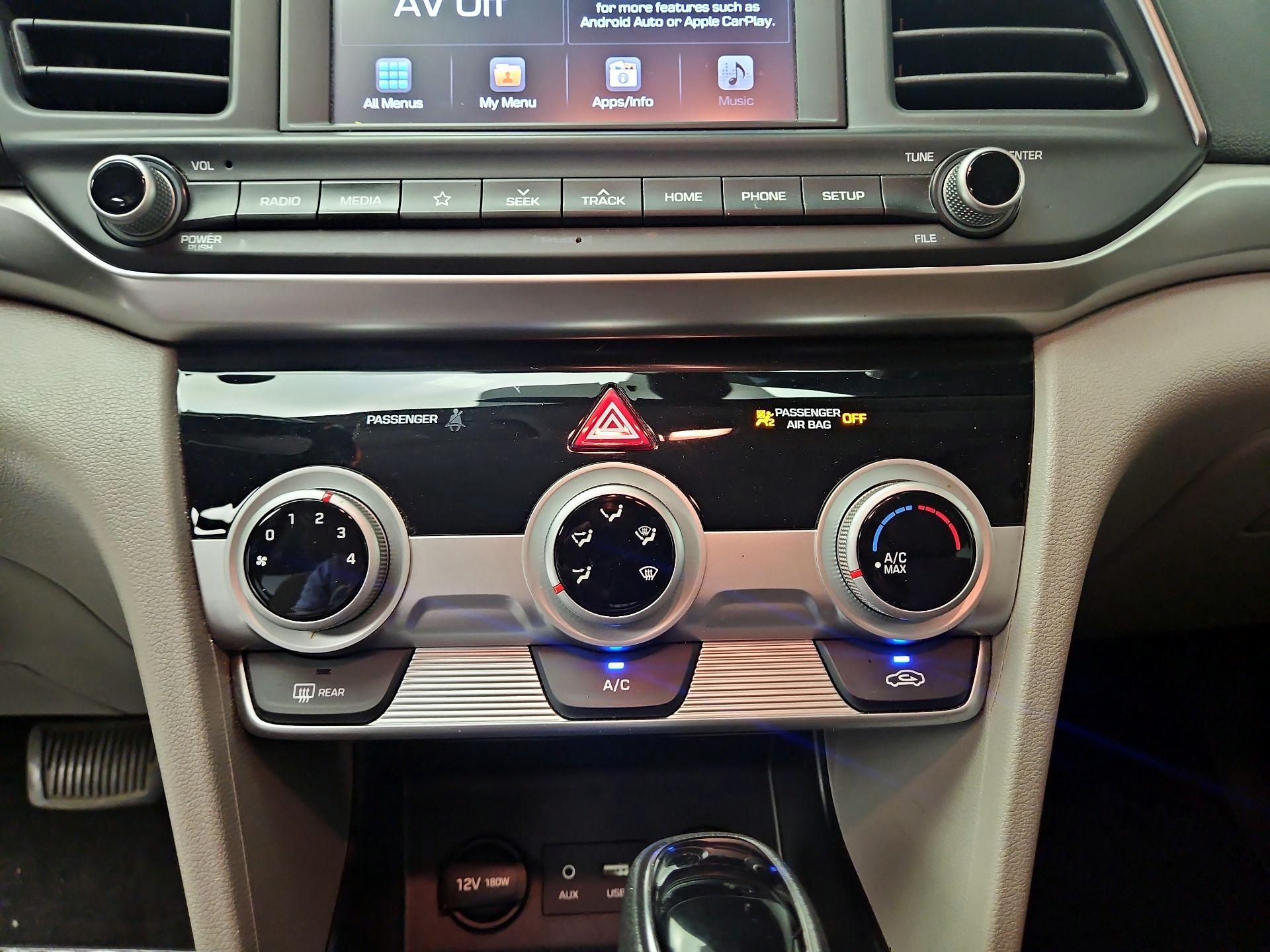 Thumbnail: 2019 Hyundai Elantra - 16