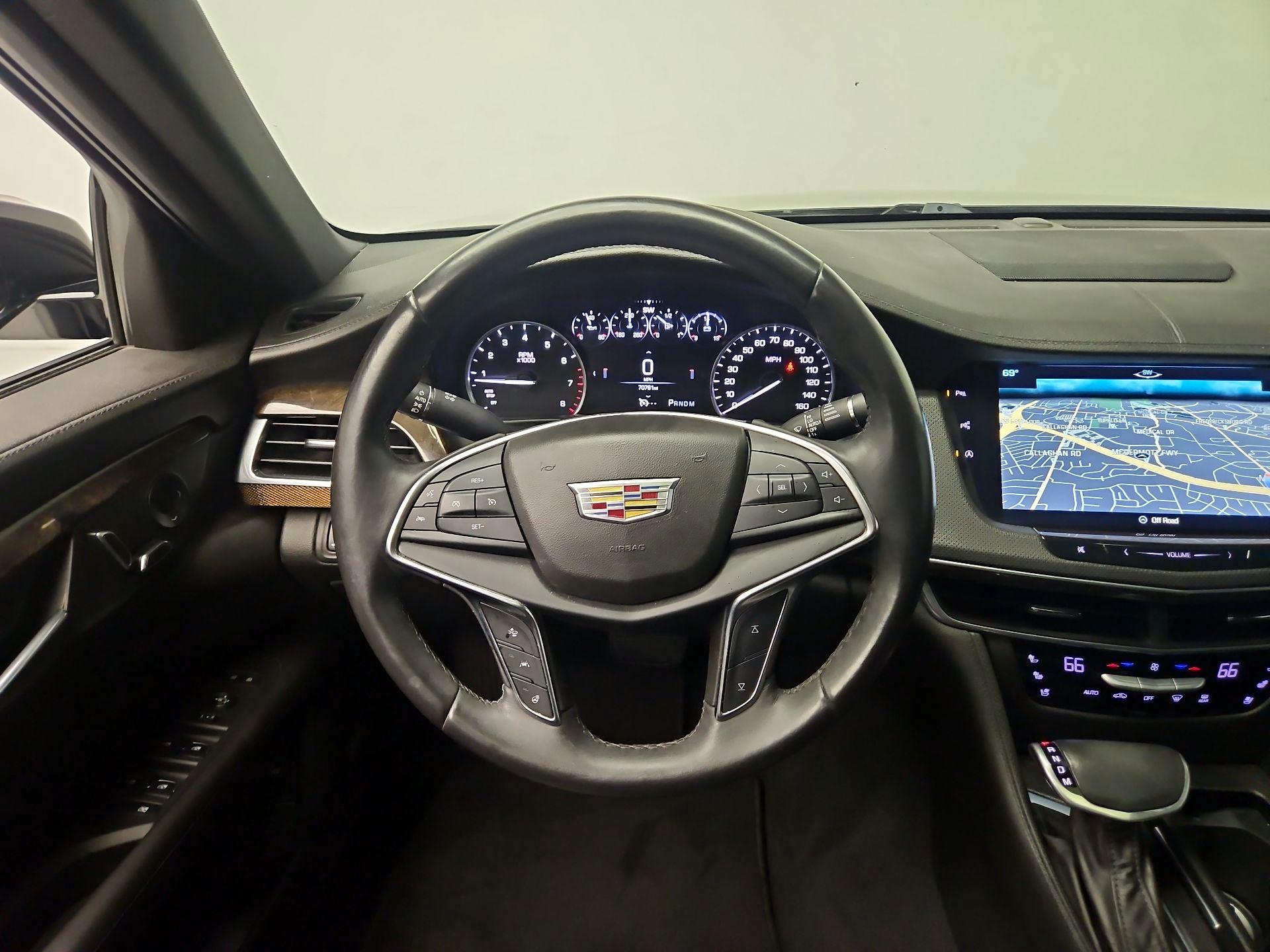 Thumbnail: 2018 Cadillac CT6 - 10