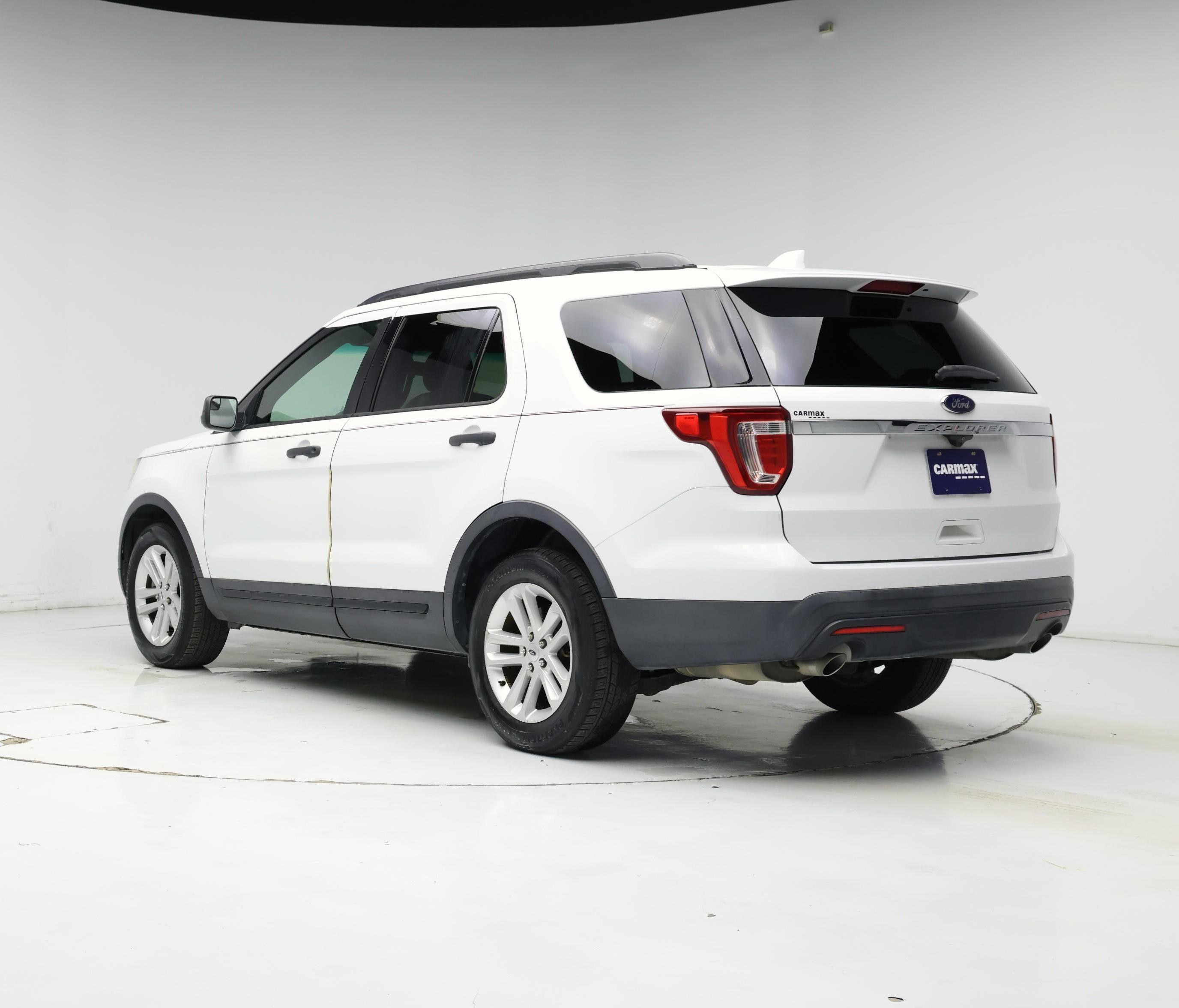 Thumbnail: 2017 Ford Explorer - 2
