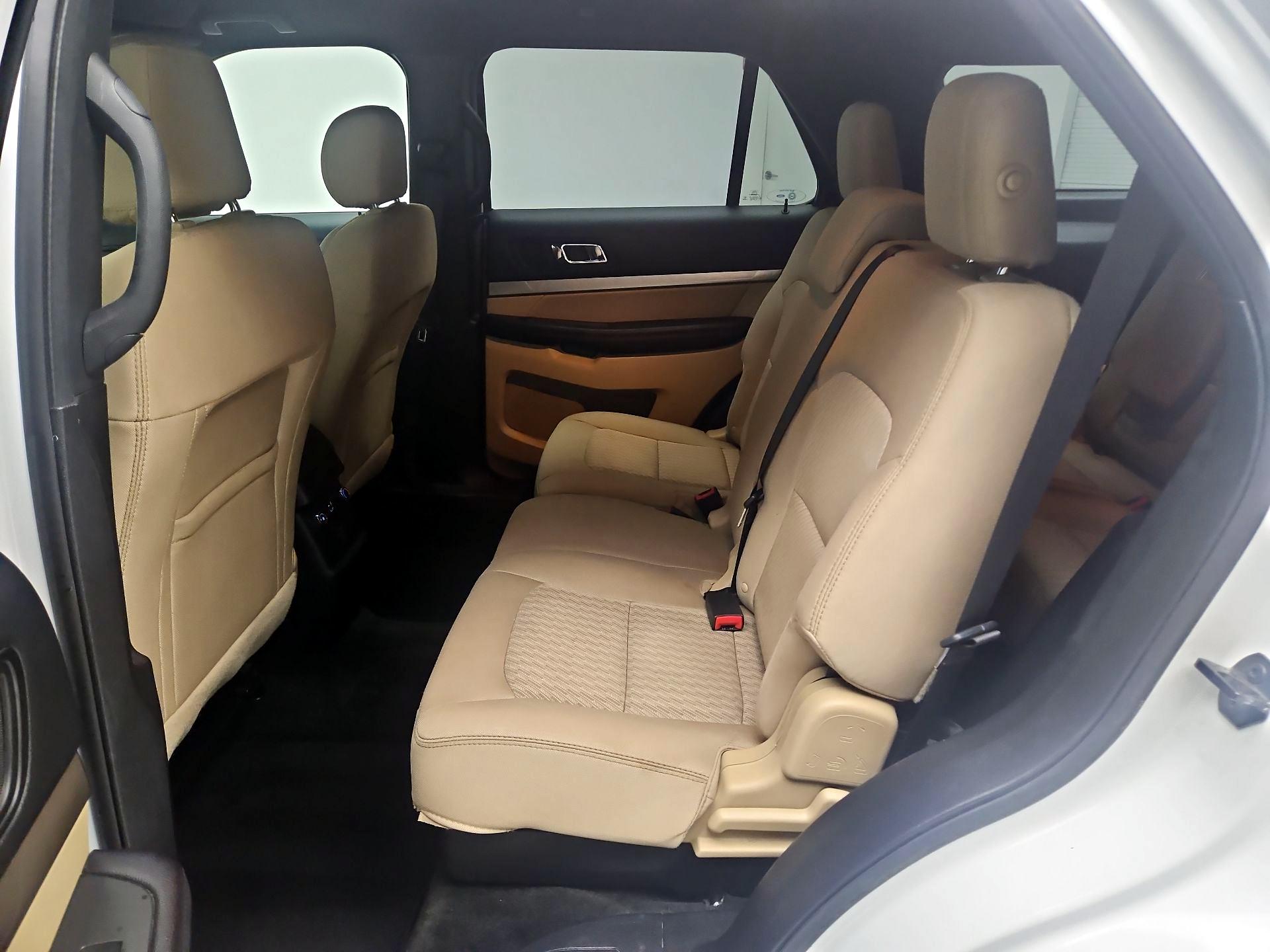 Thumbnail: 2017 Ford Explorer - 19