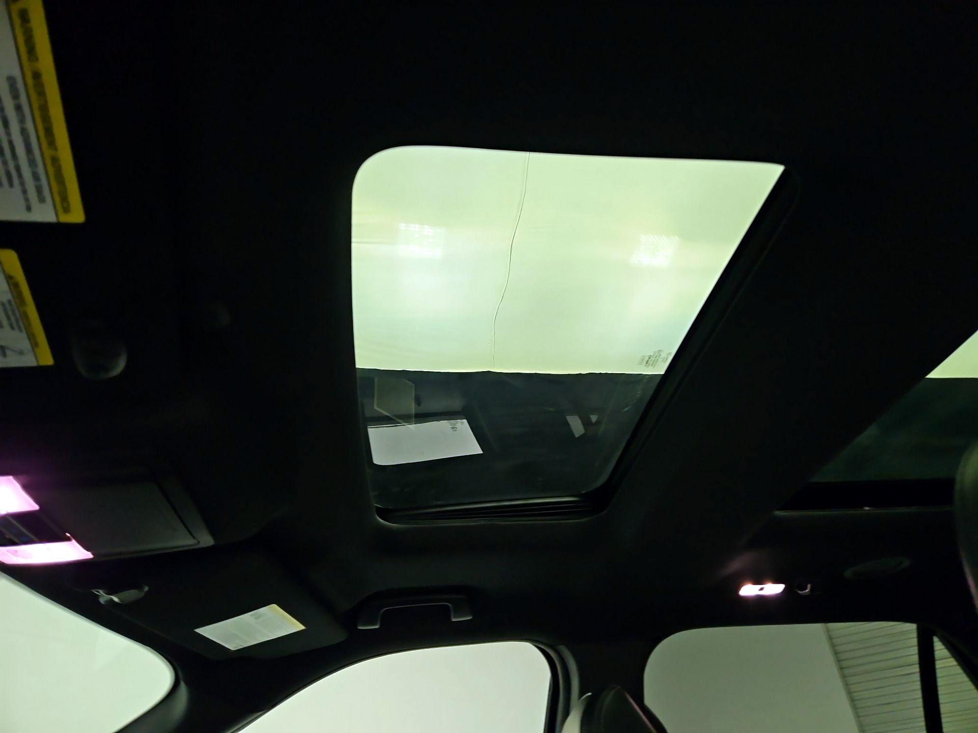 Thumbnail: 2018 Ford Explorer - 20