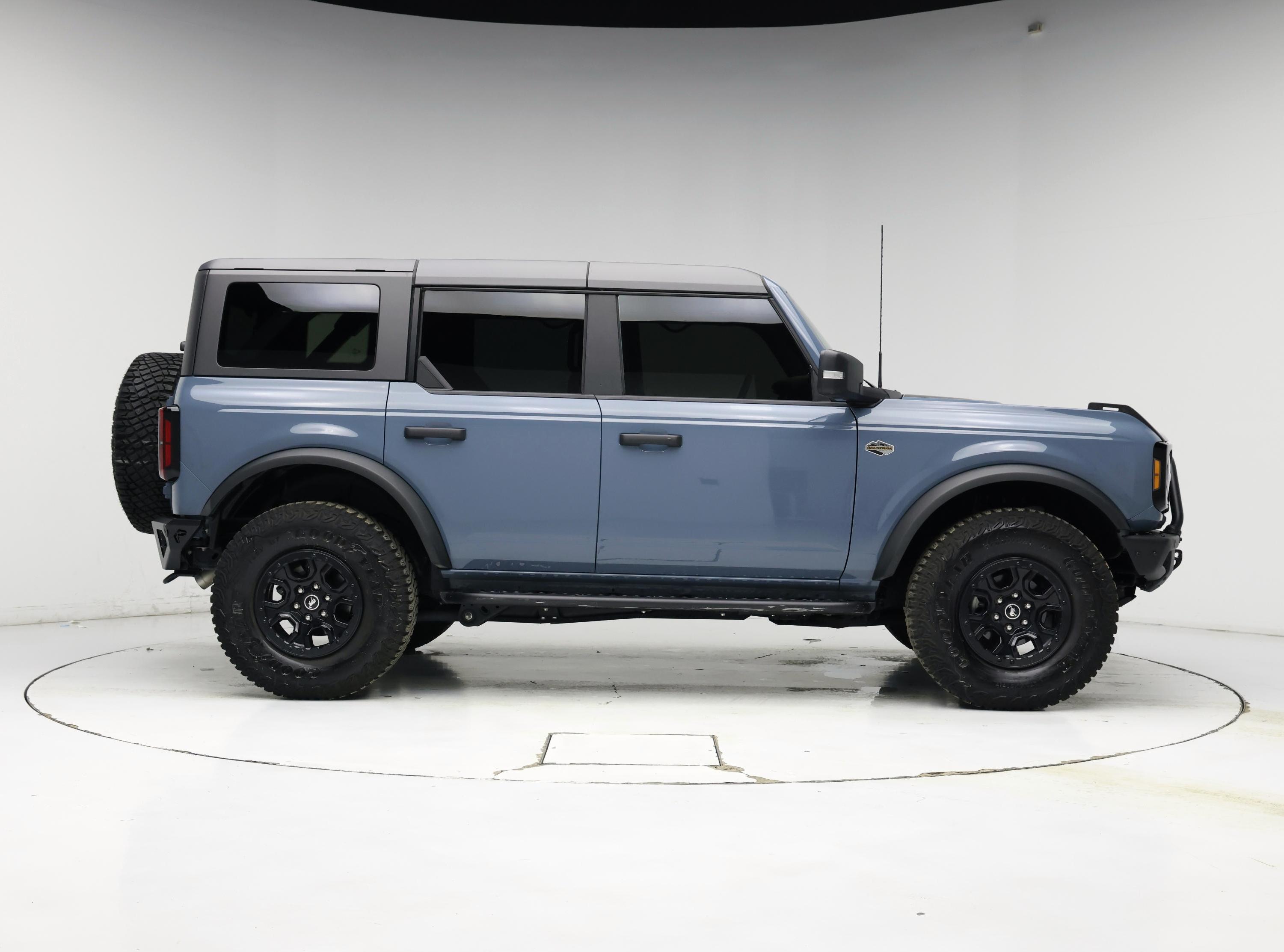 Thumbnail: 2022 Ford Bronco - 7