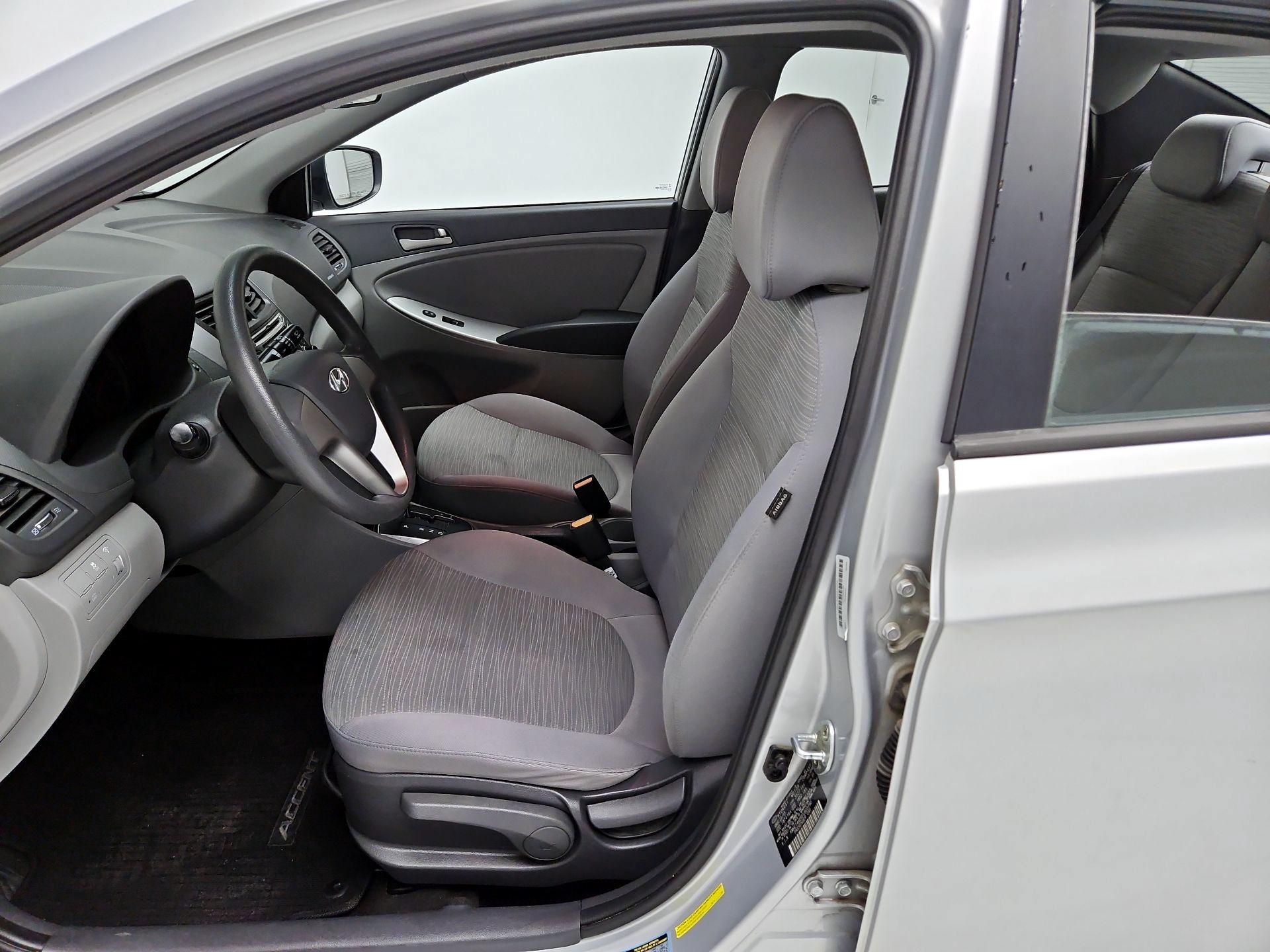 Thumbnail: 2015 Hyundai Accent - 11