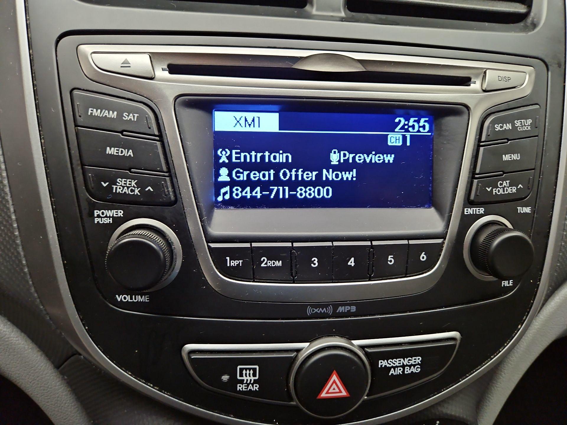 Thumbnail: 2015 Hyundai Accent - 14