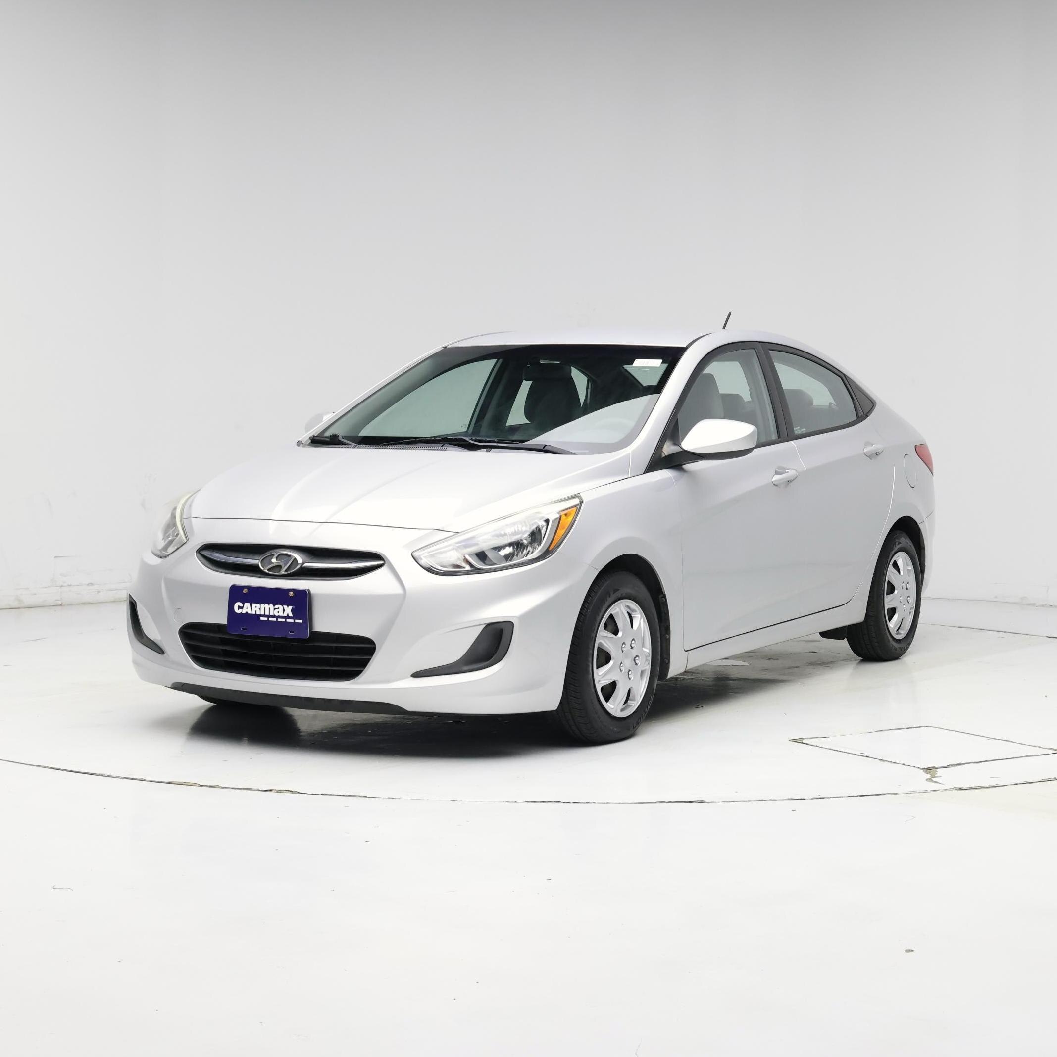 Thumbnail: 2015 Hyundai Accent - 4